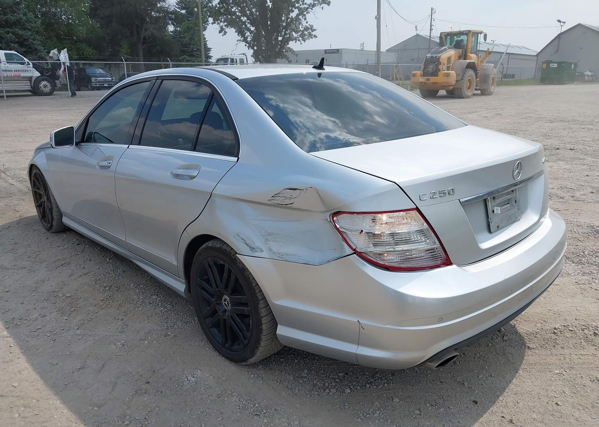 2011 MERCEDES-BENZ C 250 4MATIC