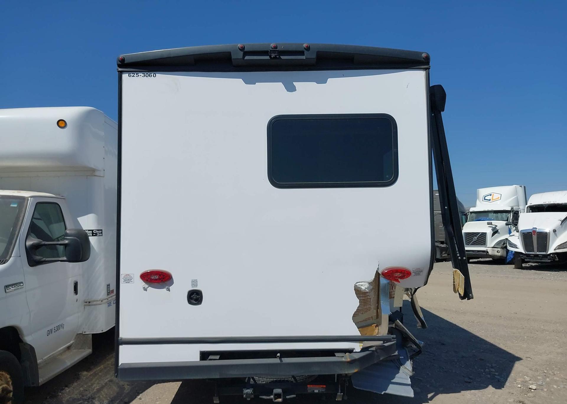 2025 FORD ECONOLINE E350 SUPER DUTY CUTAWAY VAN