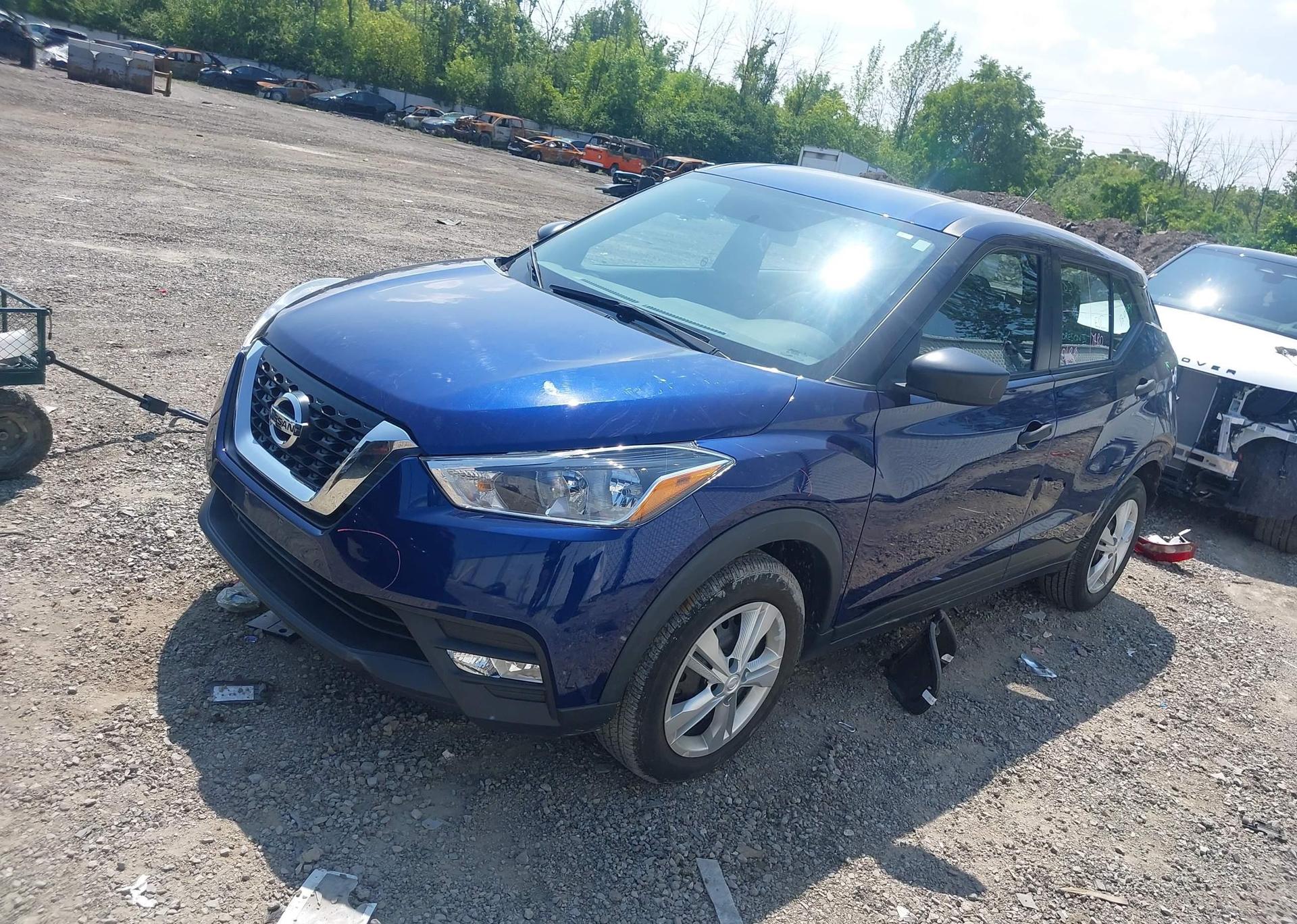 2019 NISSAN KICKS S