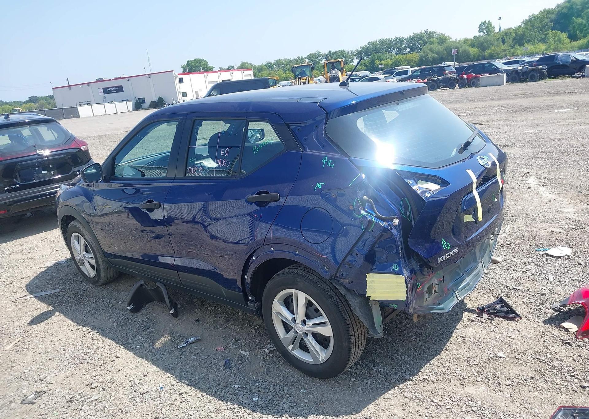 2019 NISSAN KICKS S