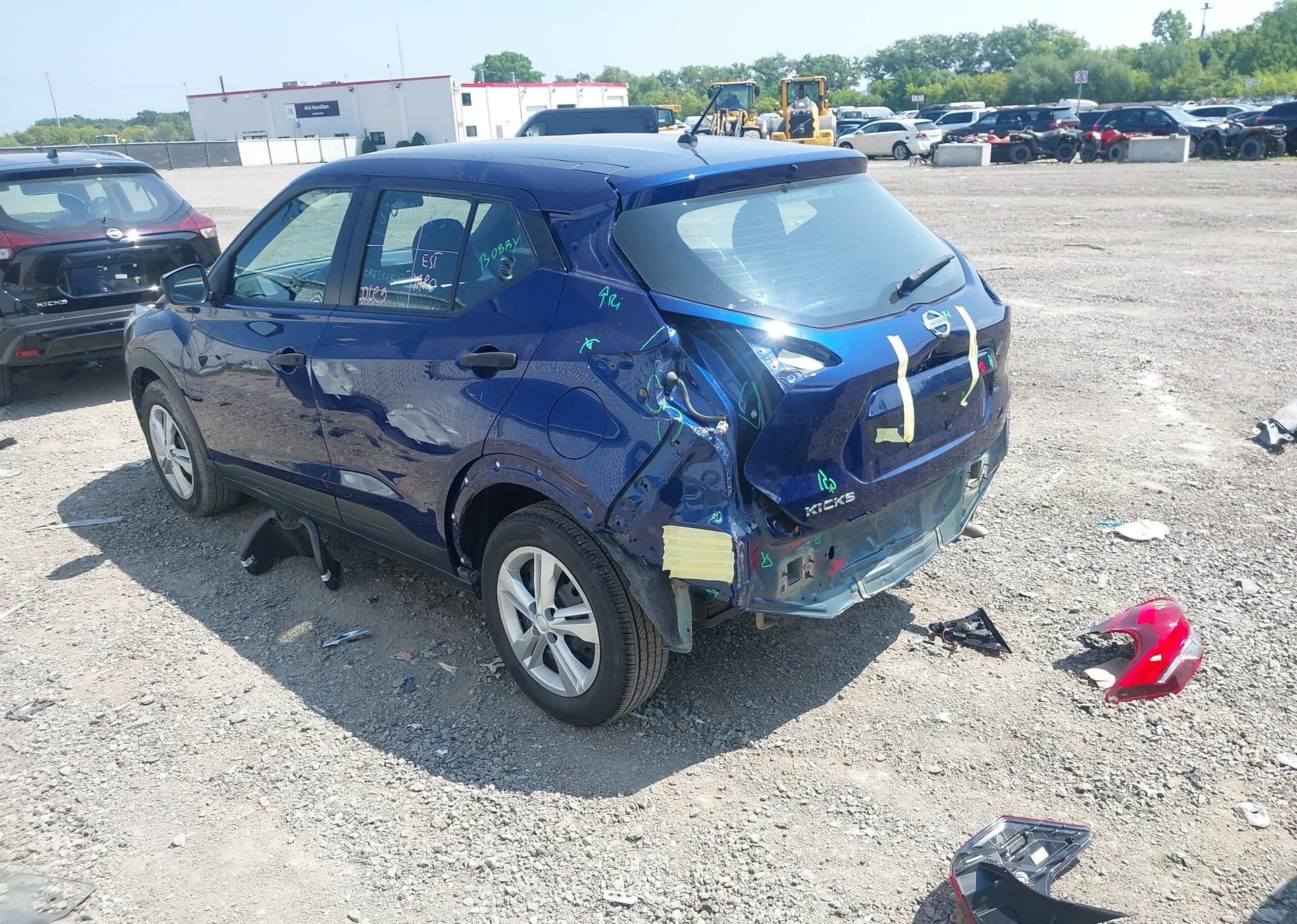 2019 NISSAN KICKS S