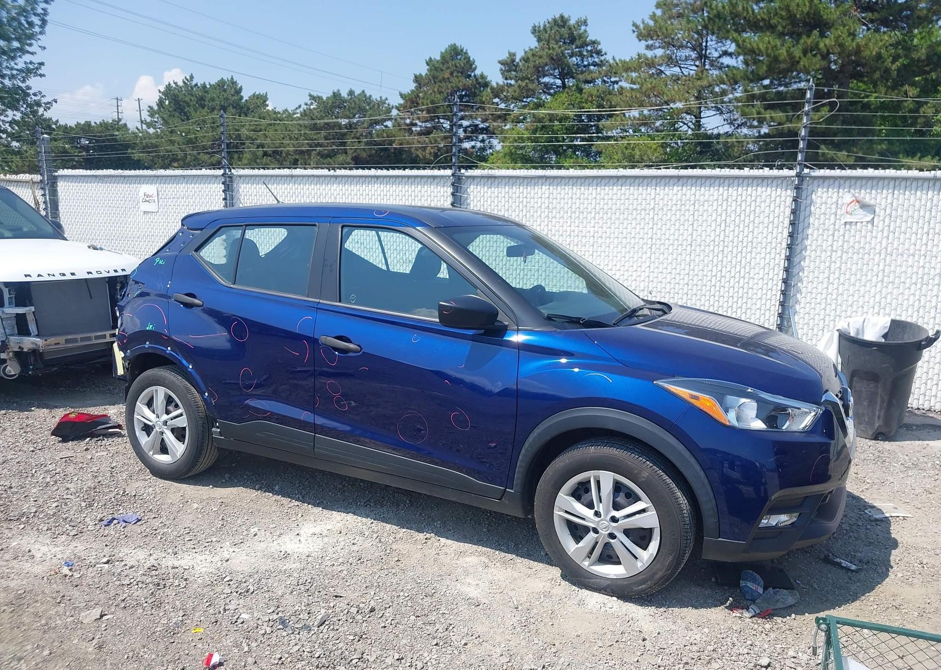 2019 NISSAN KICKS S
