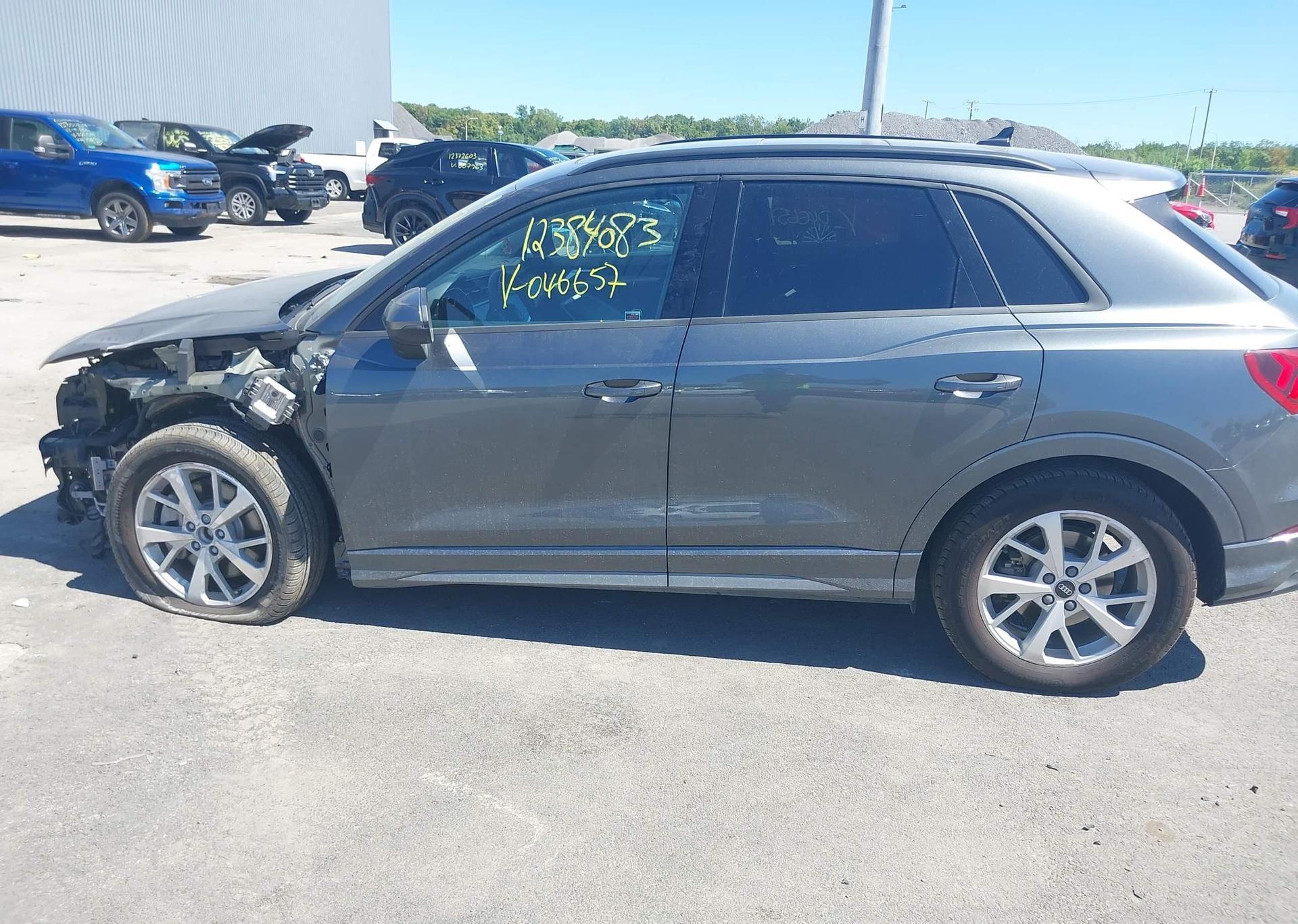 2025 AUDI Q3