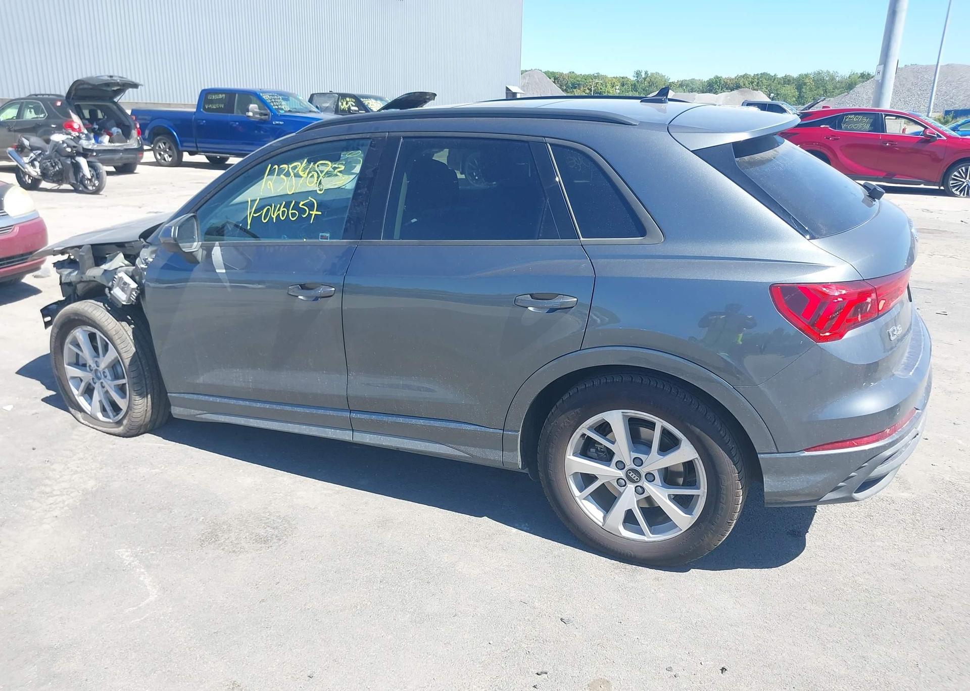 2025 AUDI Q3