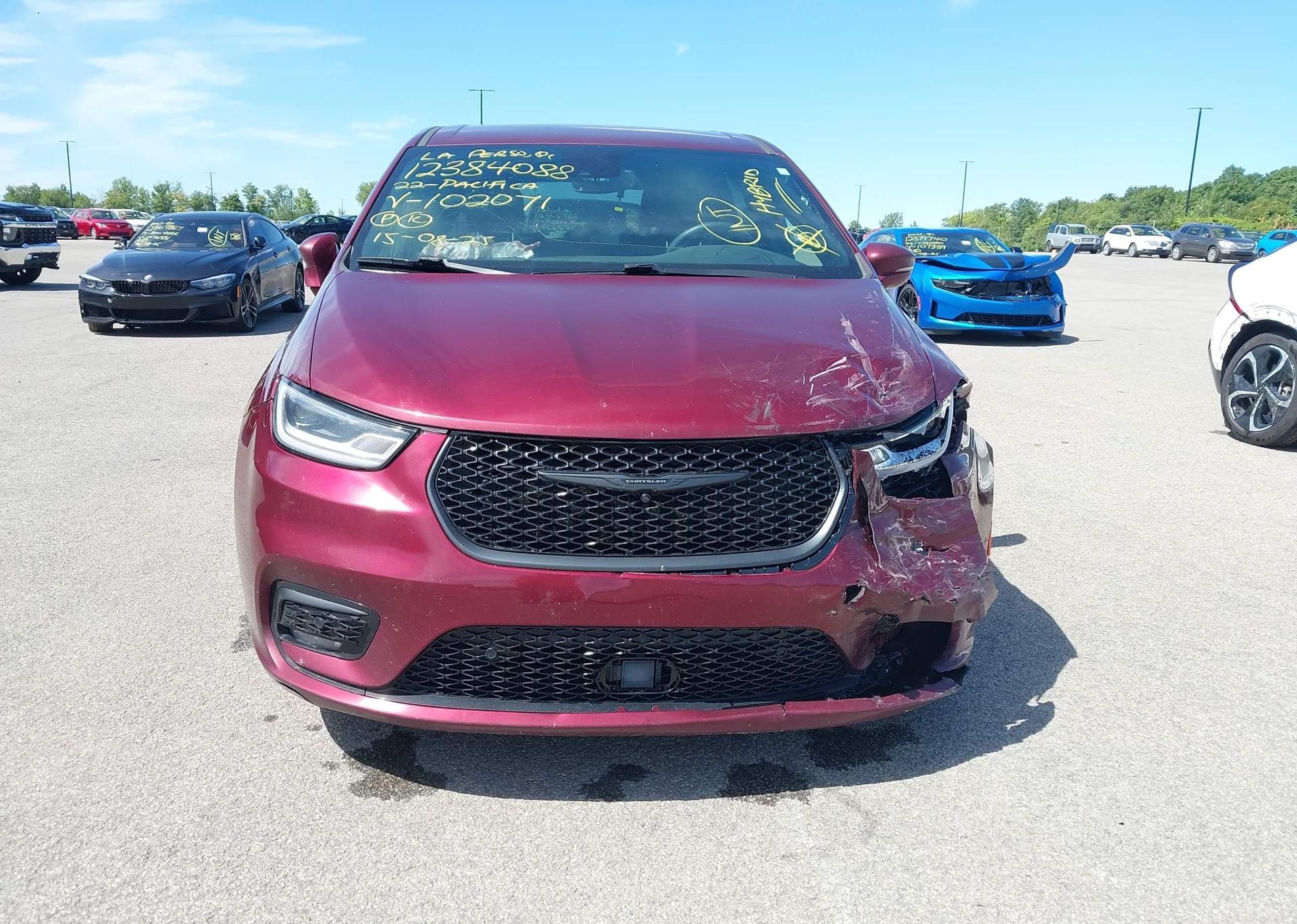 2022 CHRYSLER PACIFICA HYBRID TOURING L