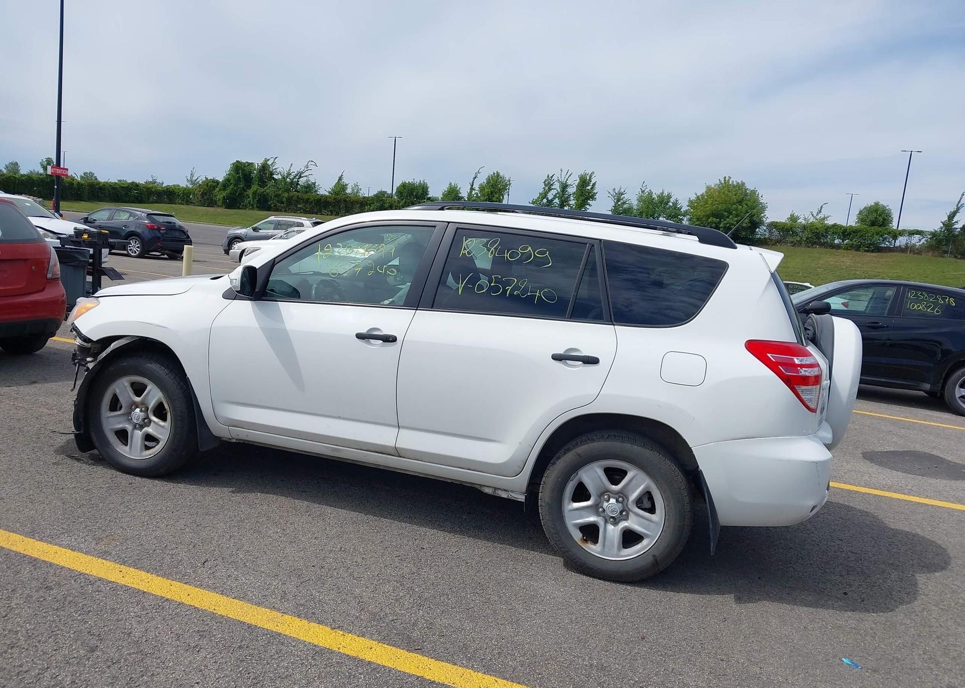2011 TOYOTA RAV4