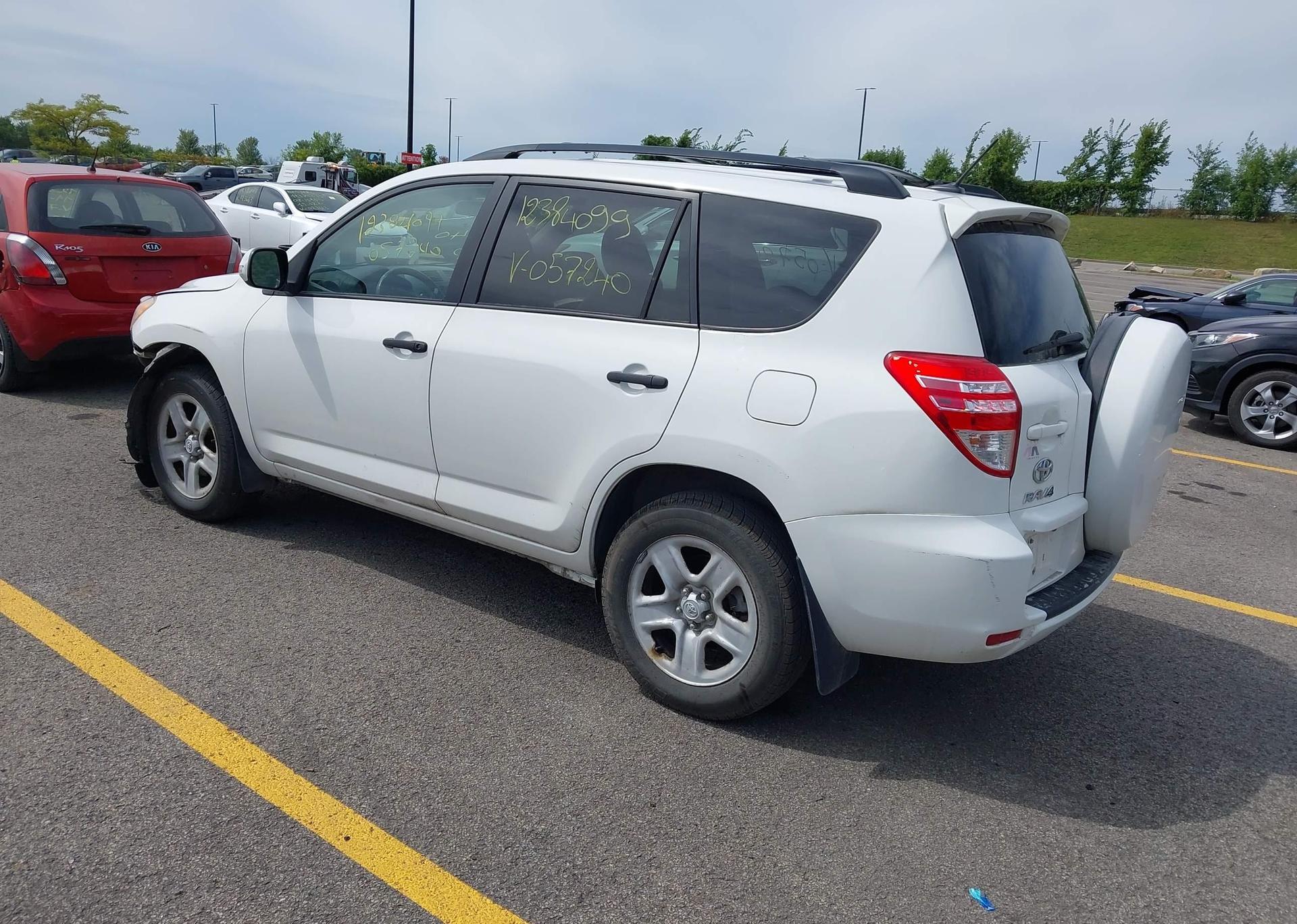 2011 TOYOTA RAV4