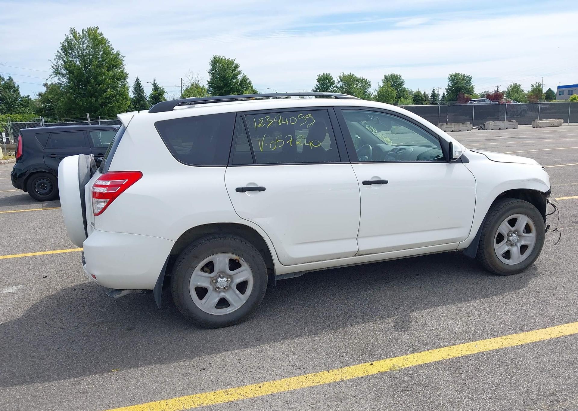 2011 TOYOTA RAV4