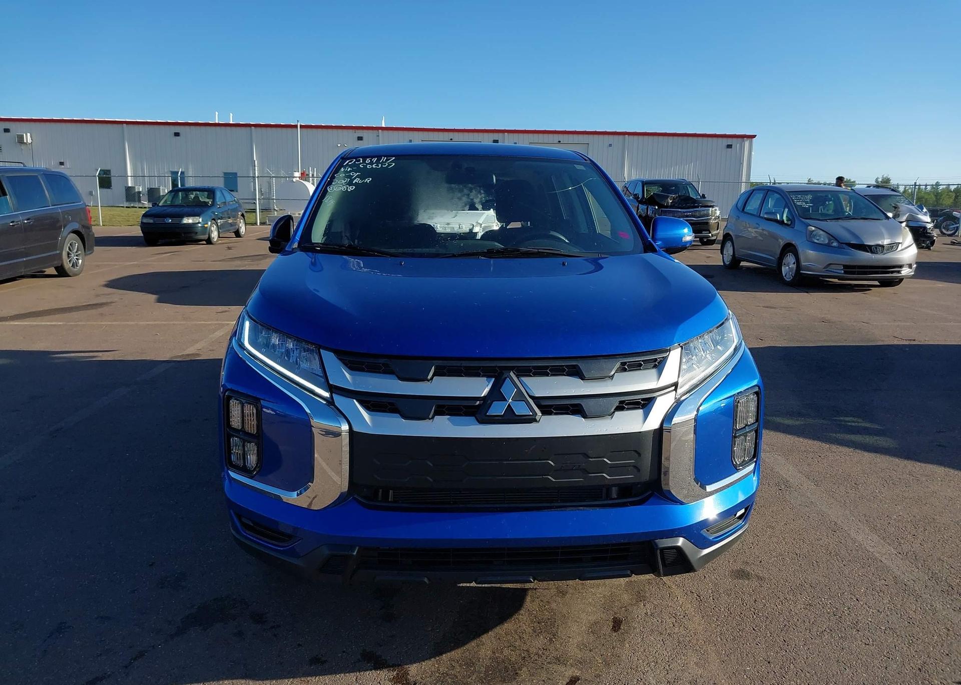 2023 MITSUBISHI RVR GT