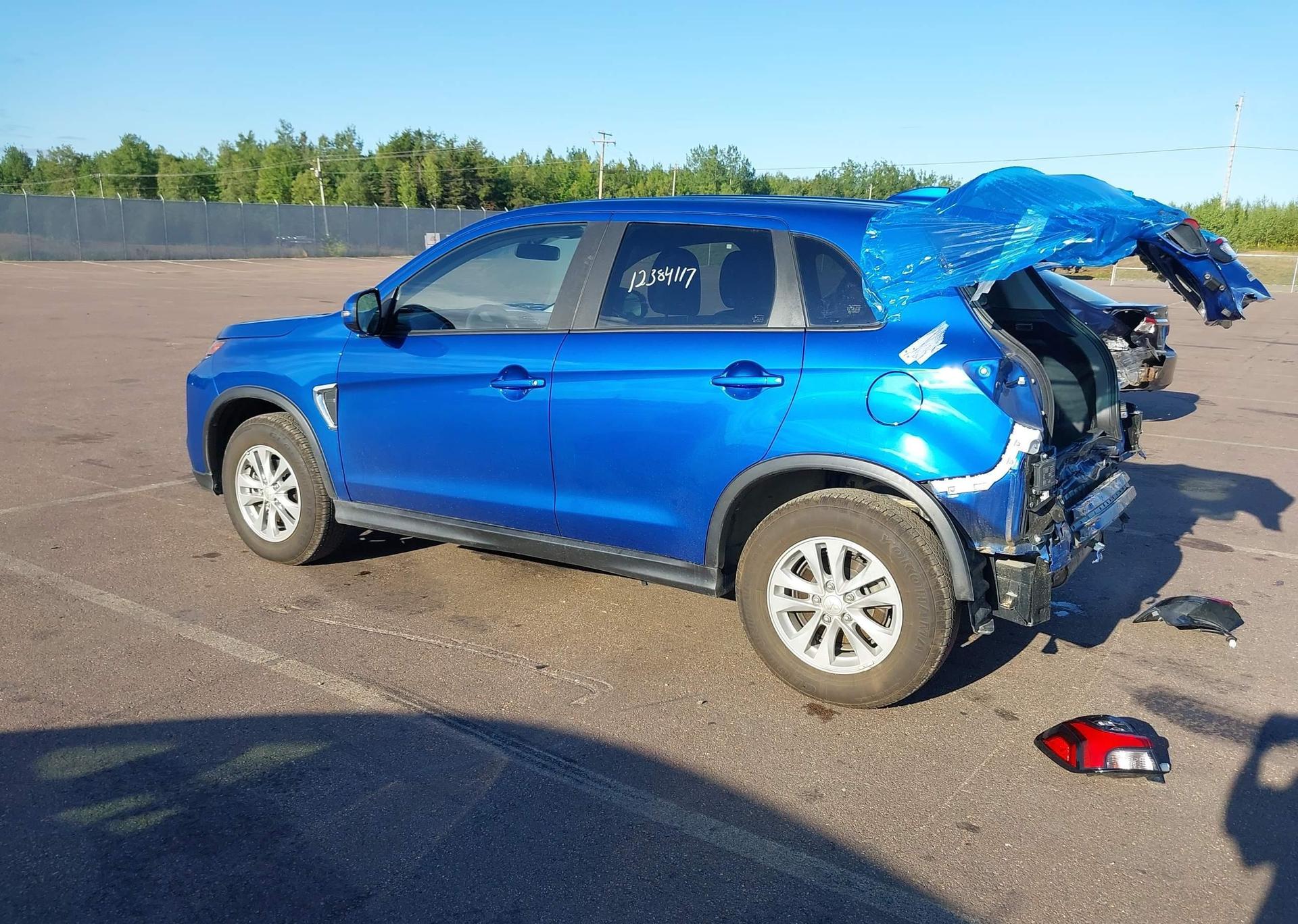 2023 MITSUBISHI RVR GT