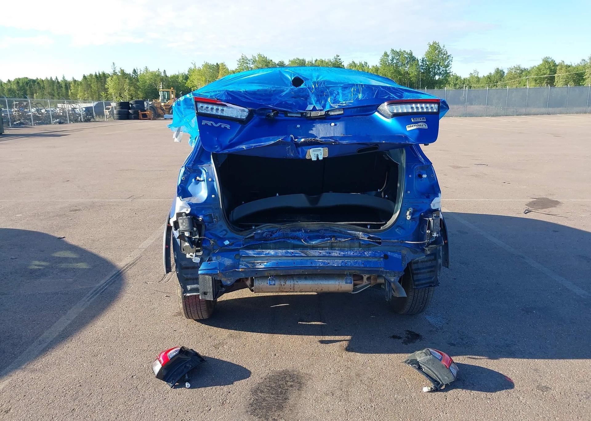 2023 MITSUBISHI RVR GT