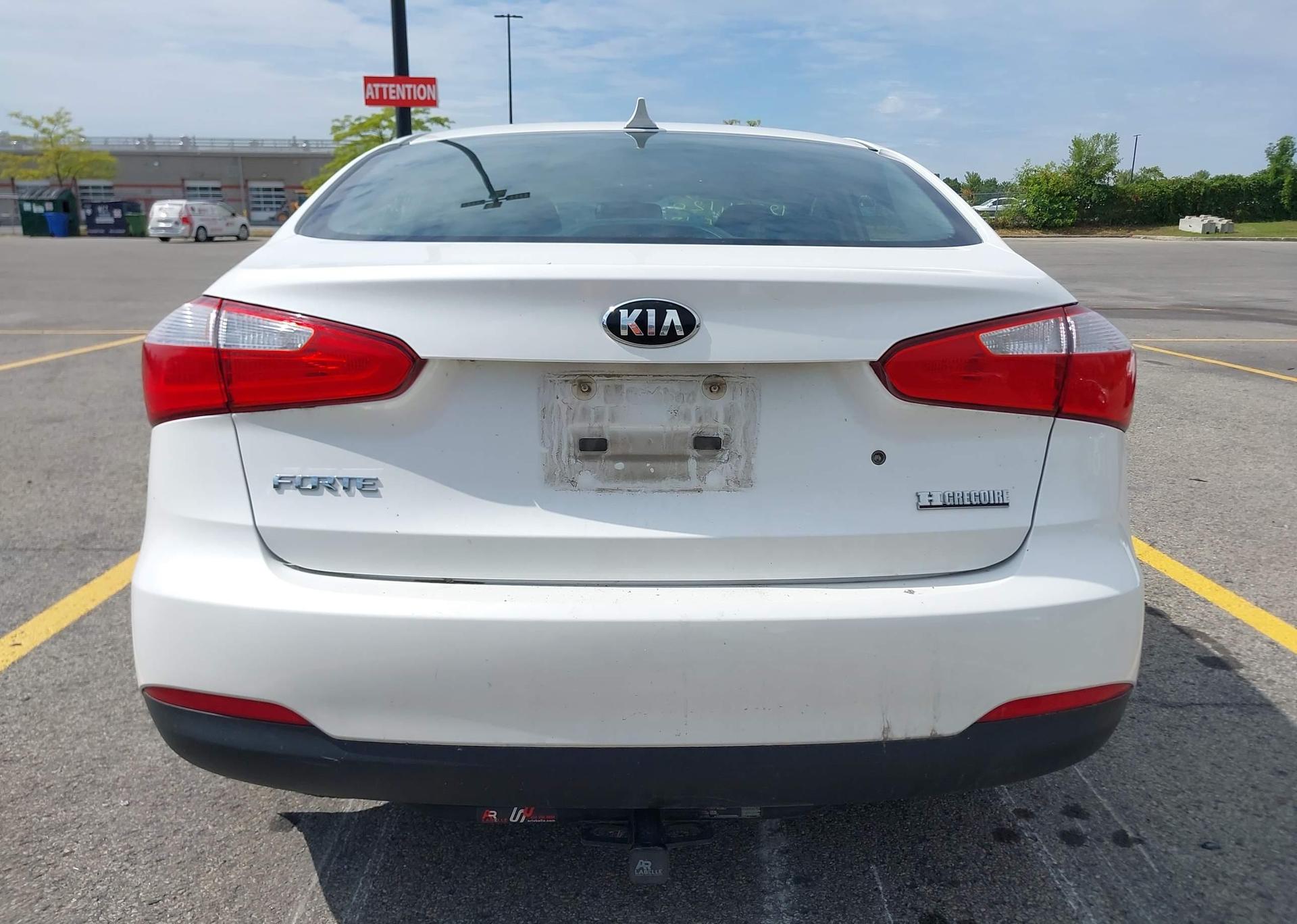 2016 KIA FORTE 1.8L LX
