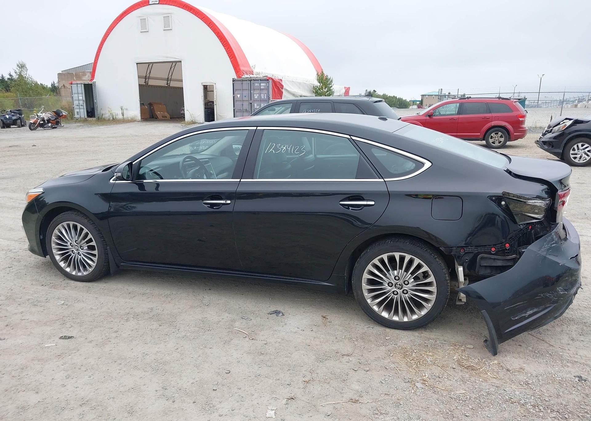 2016 TOYOTA AVALON LIMITED