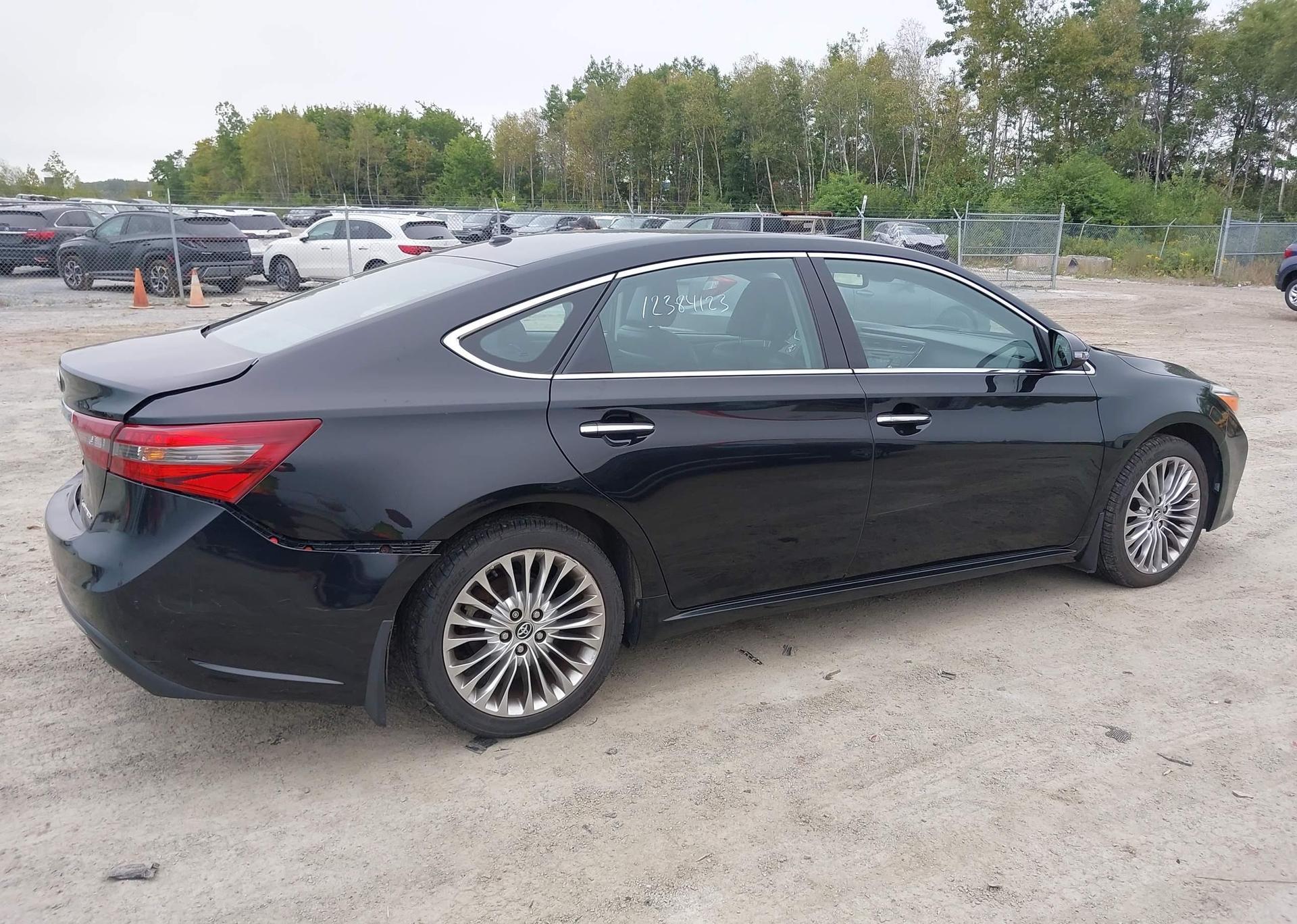 2016 TOYOTA AVALON LIMITED