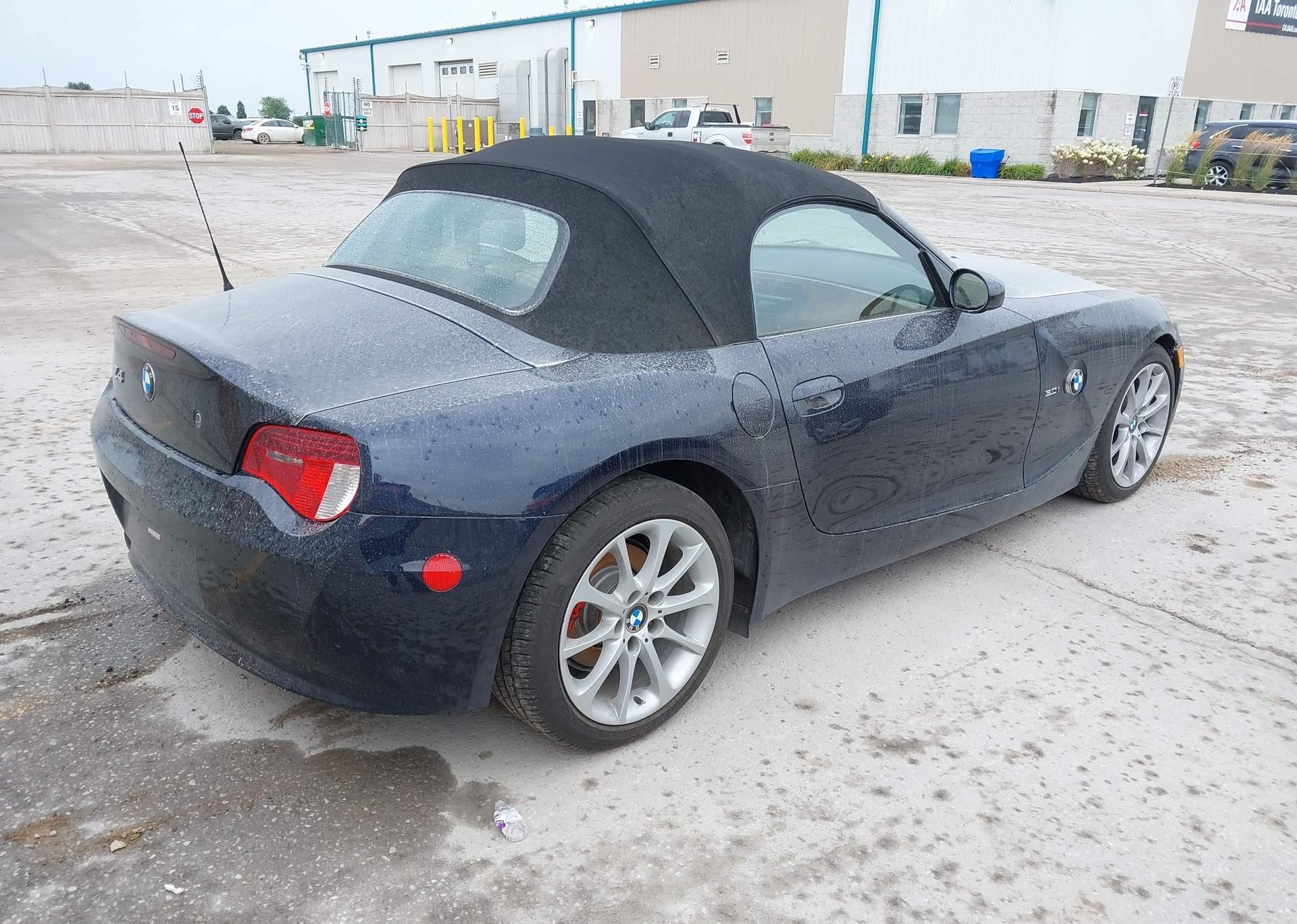 2006 BMW Z4 3.0I