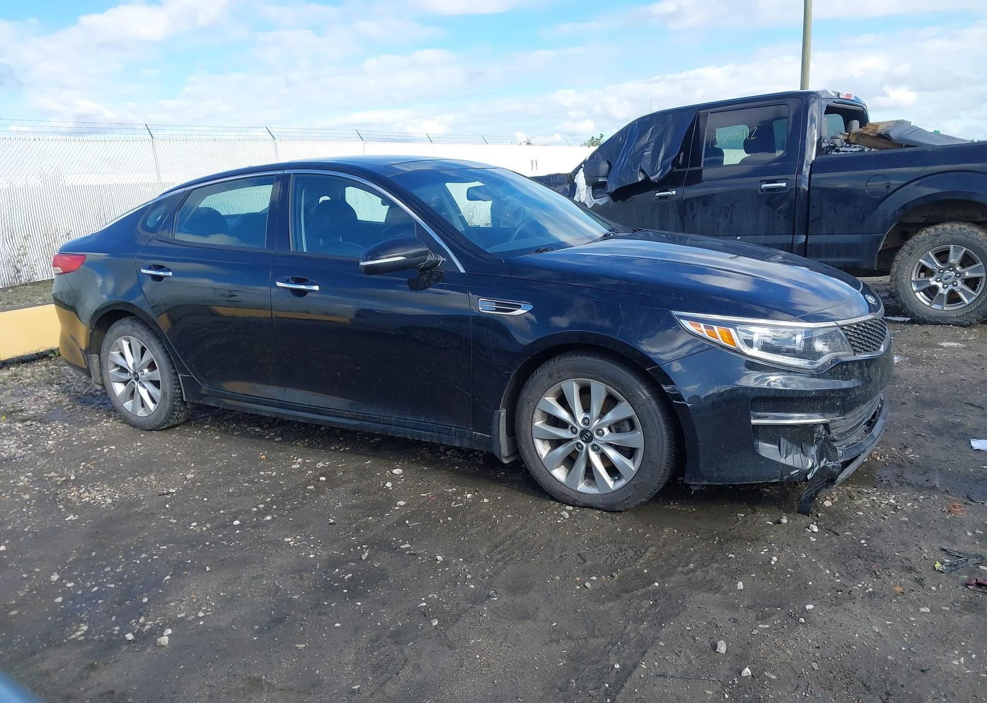 2017 KIA OPTIMA EX TECH