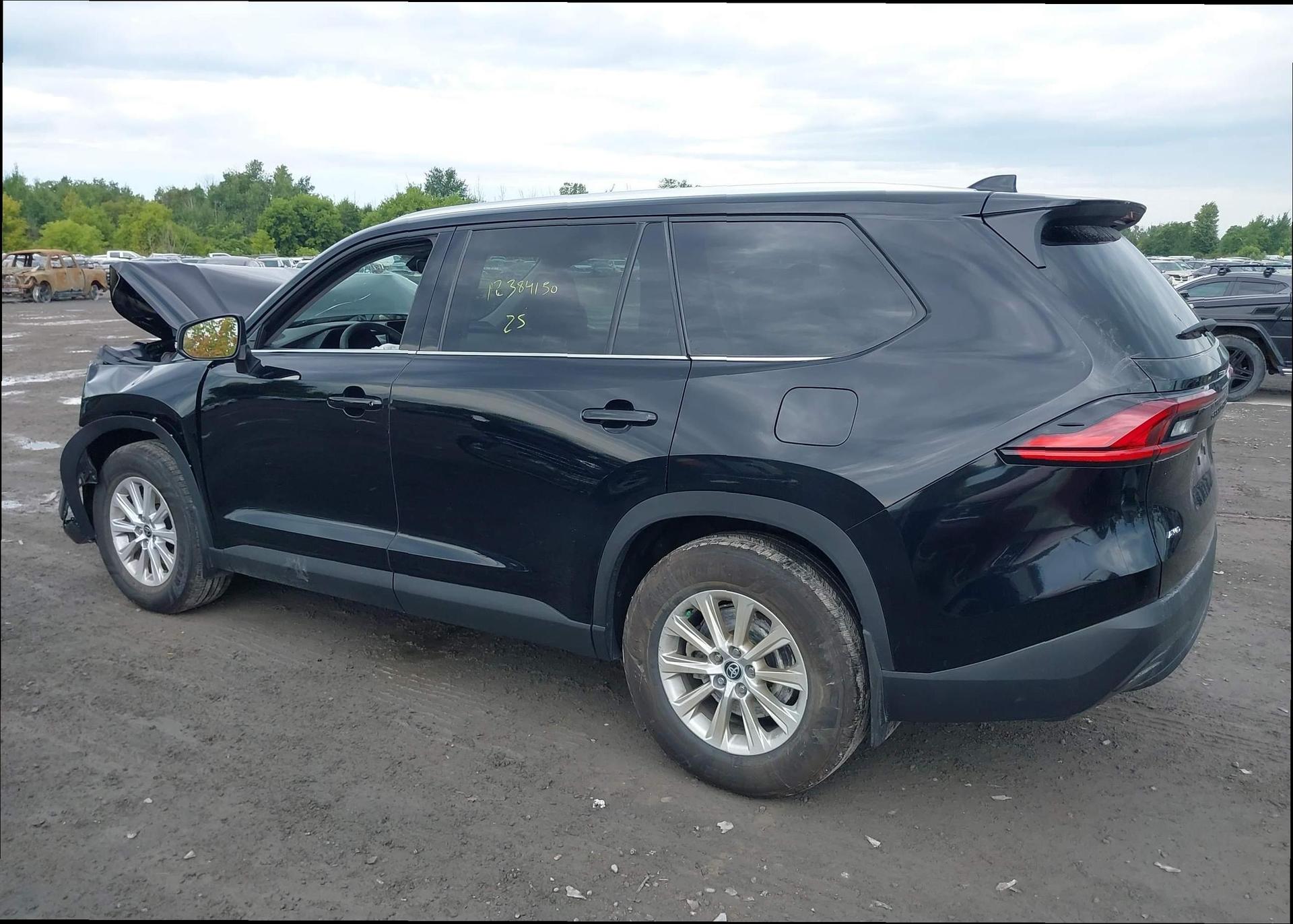 2025 TOYOTA GRAND HIGHLANDER LE