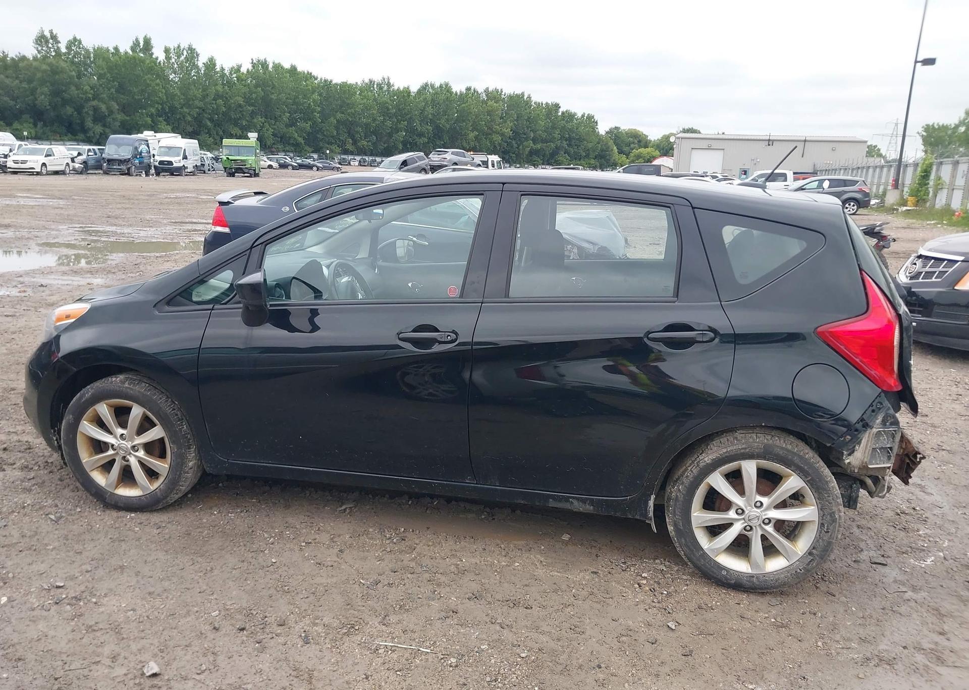 2015 NISSAN VERSA NOTE S