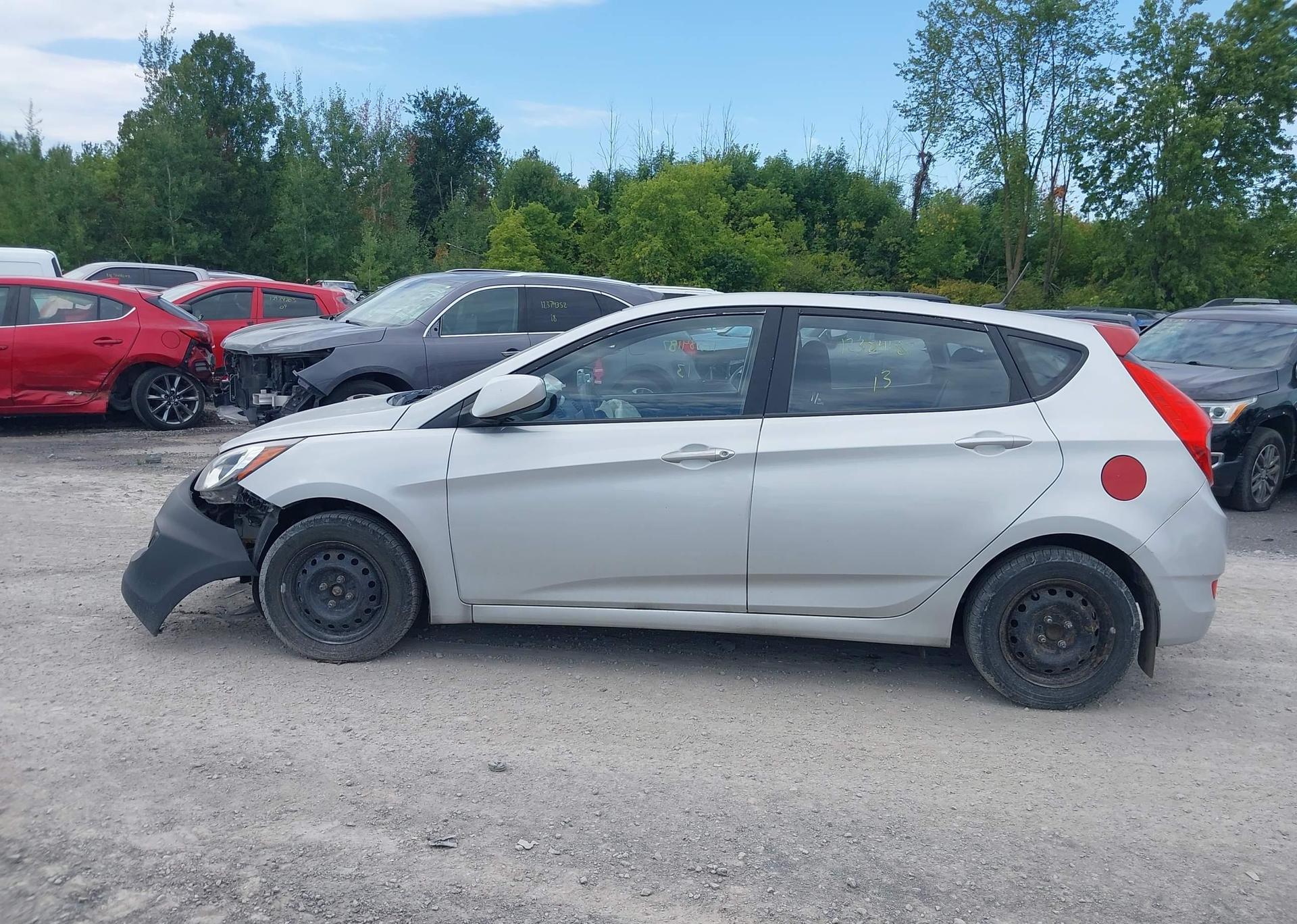 2013 HYUNDAI ACCENT GLS