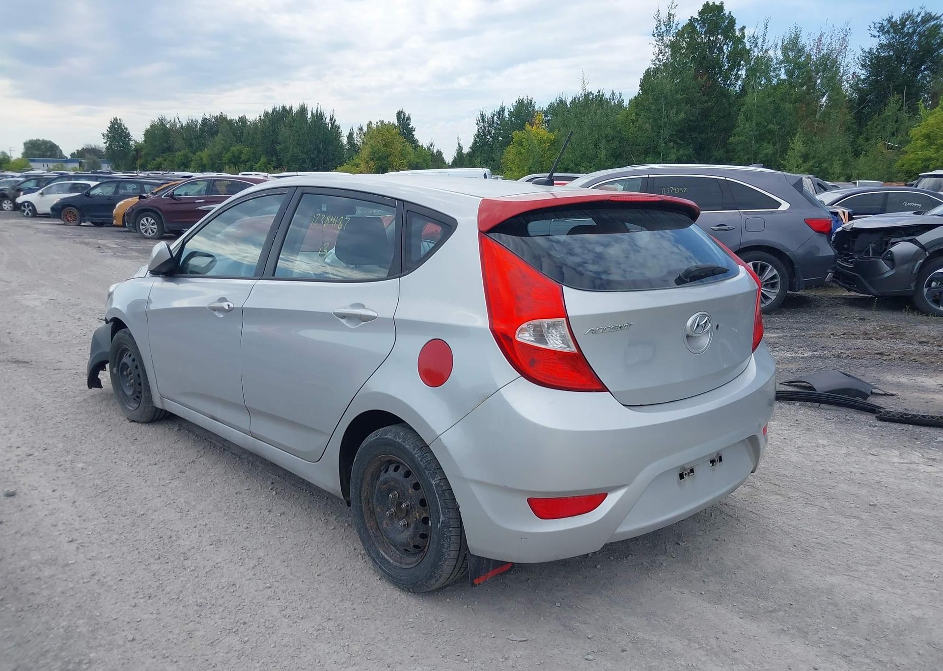 2013 HYUNDAI ACCENT GLS