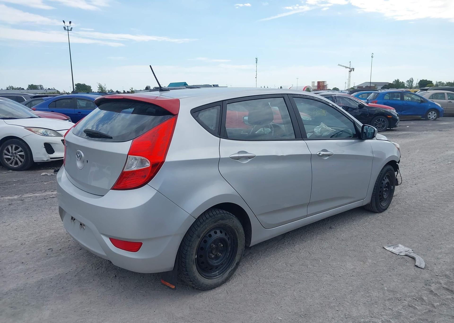 2013 HYUNDAI ACCENT GLS