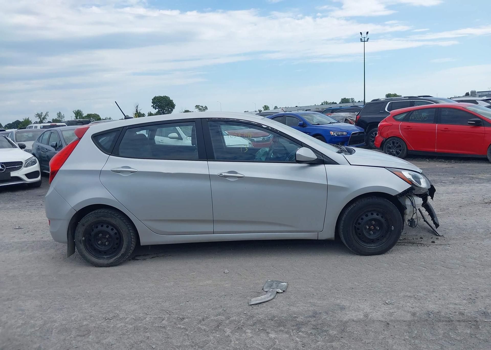 2013 HYUNDAI ACCENT GLS