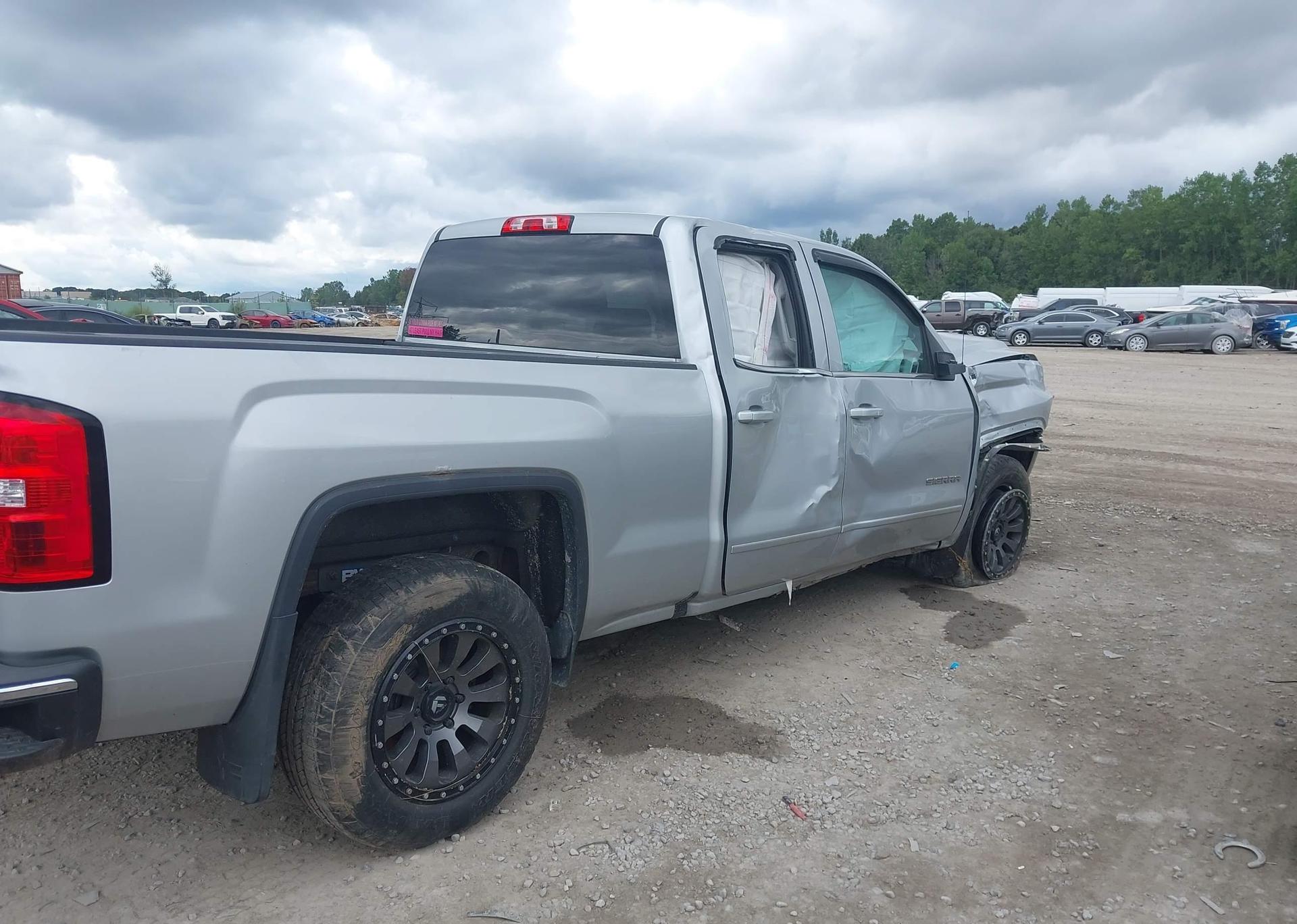 2018 GMC SIERRA K1500 SLE