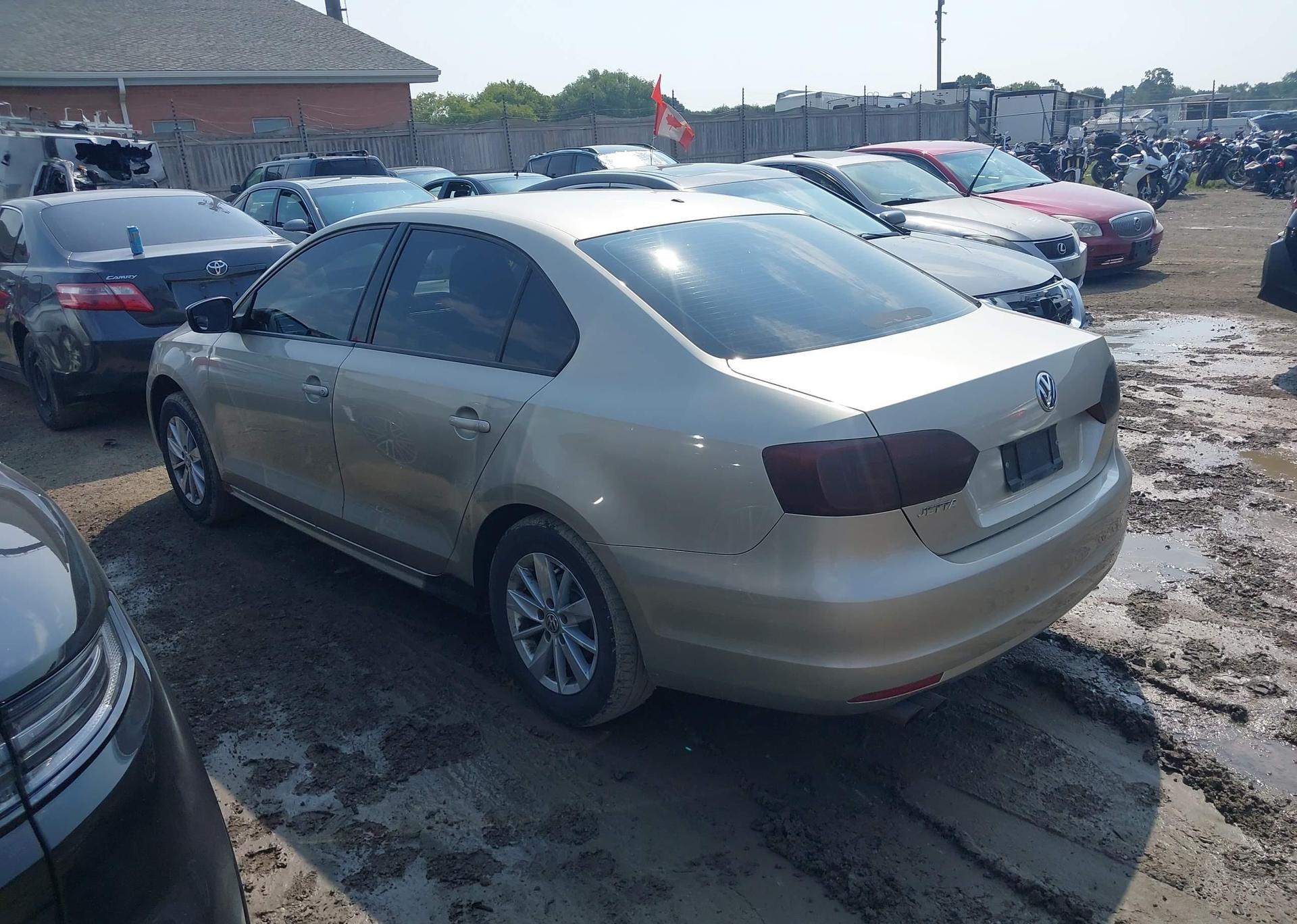 2013 VOLKSWAGEN JETTA 2.0L TRENDLINE