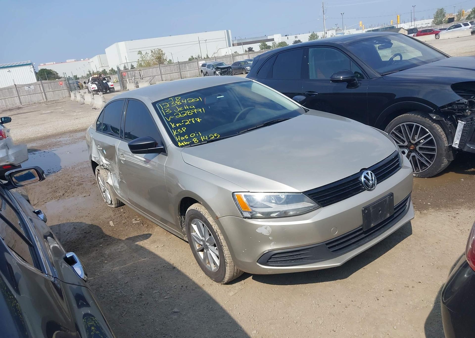 2013 VOLKSWAGEN JETTA 2.0L TRENDLINE