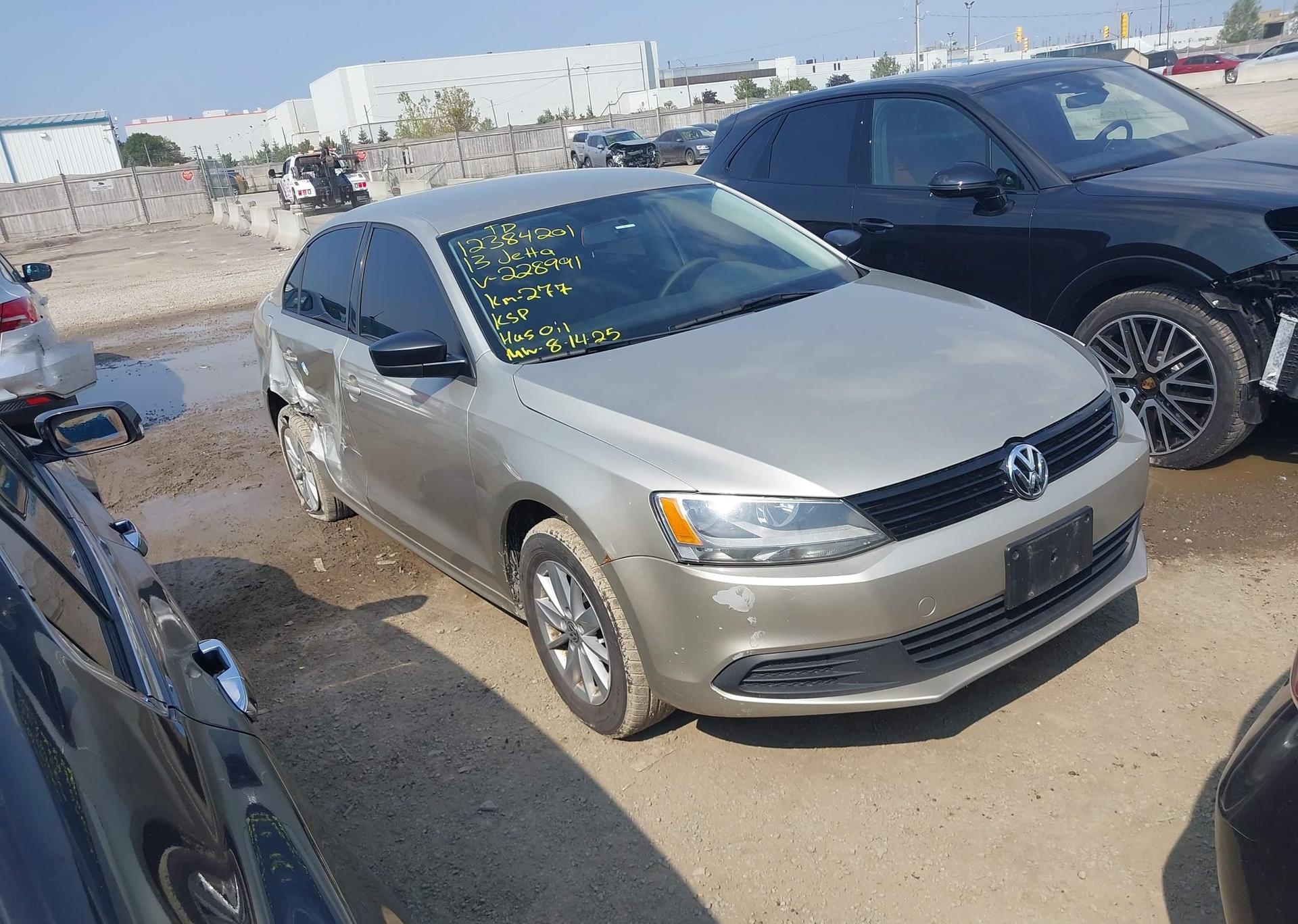 2013 VOLKSWAGEN JETTA 2.0L TRENDLINE