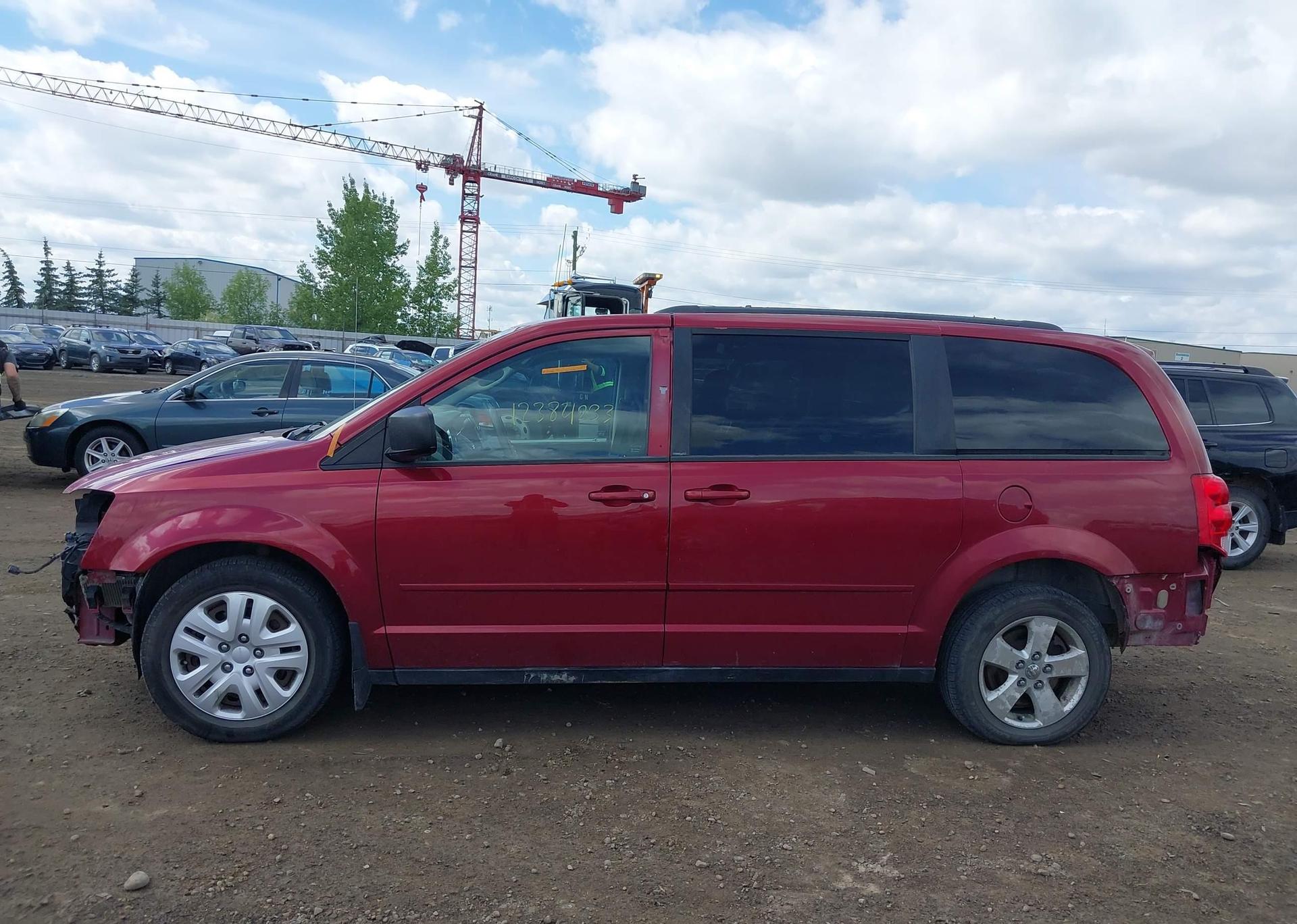 2014 DODGE GRAND CARAVAN SE