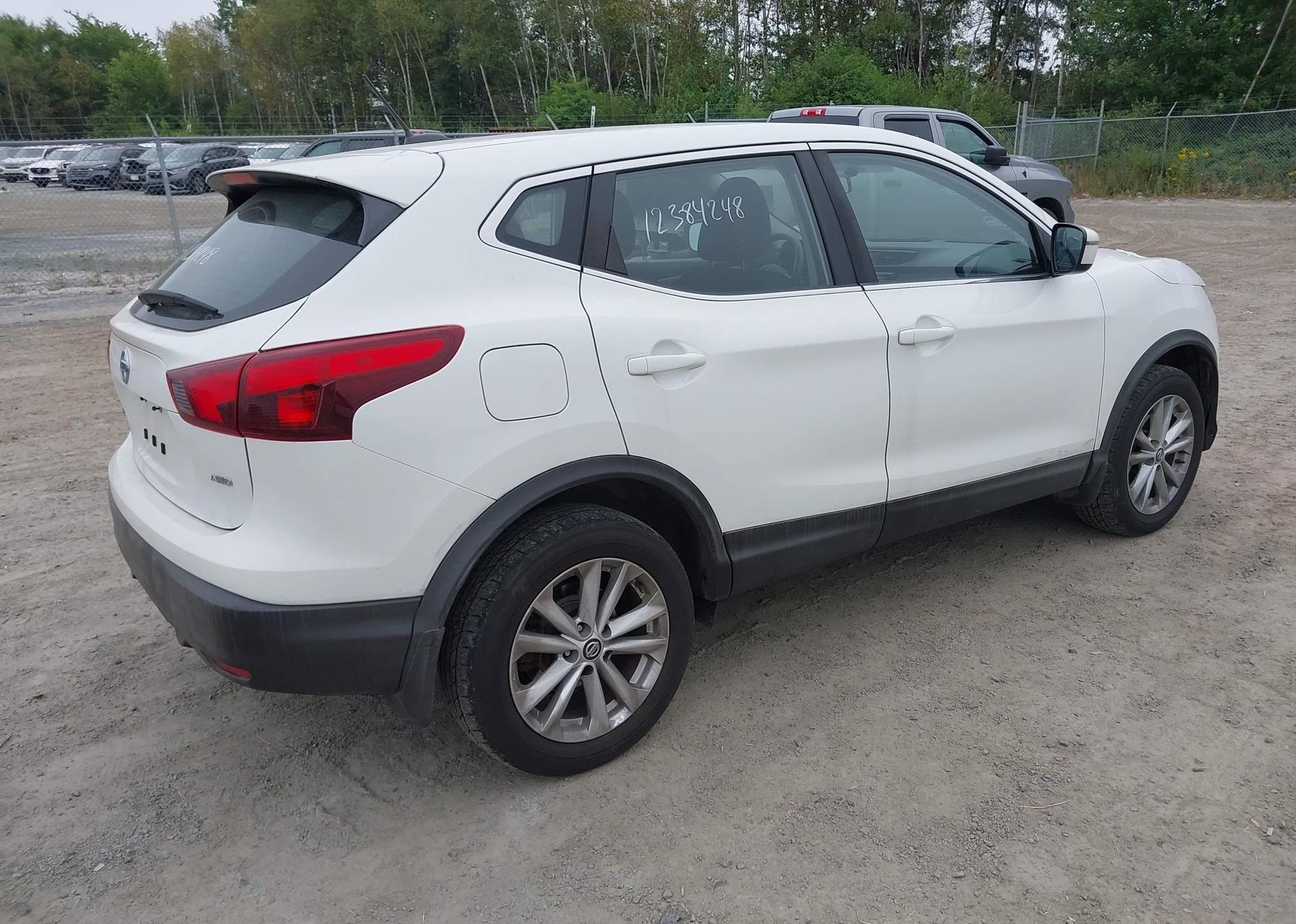 2019 NISSAN QASHQAI S