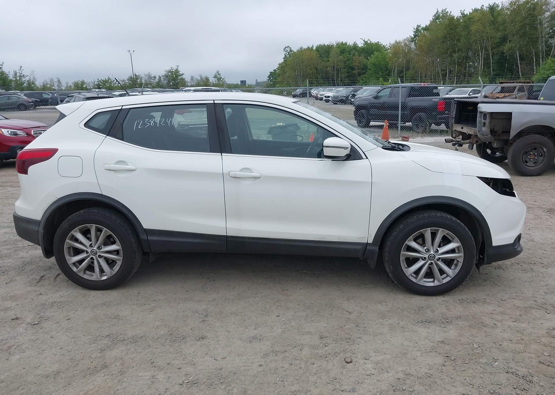 2019 NISSAN QASHQAI S