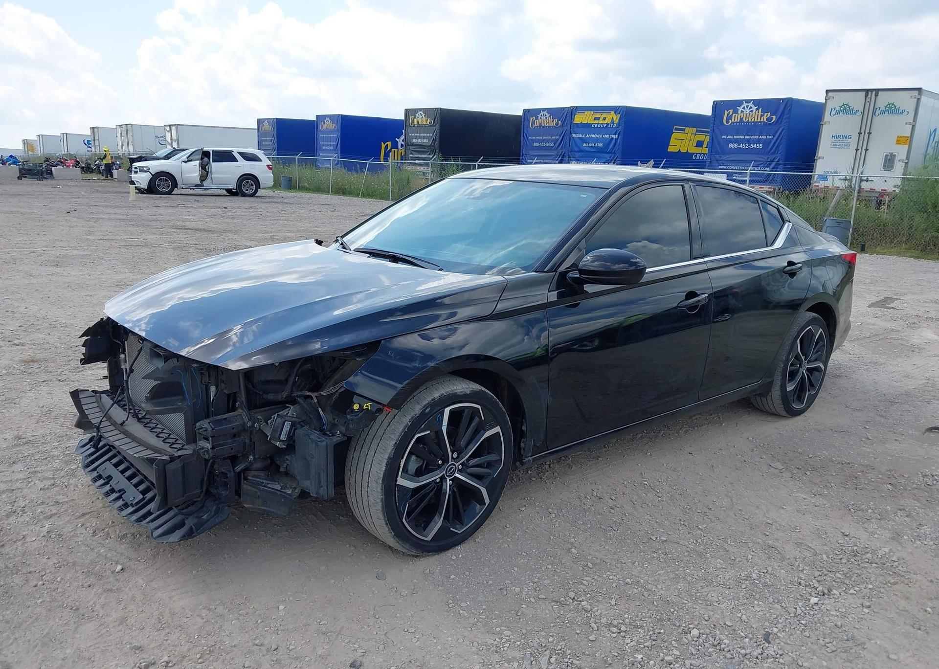 2023 NISSAN ALTIMA SR