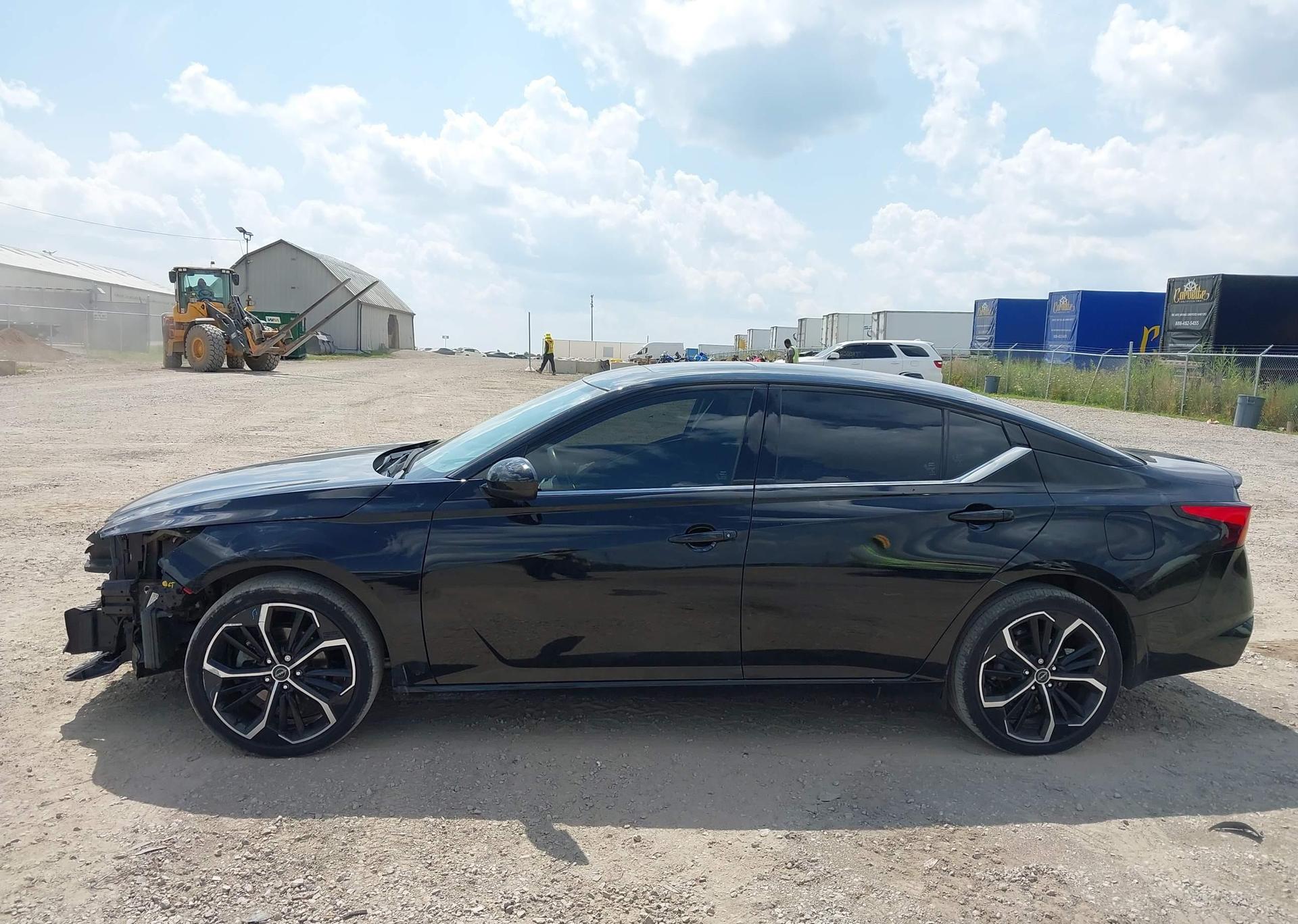 2023 NISSAN ALTIMA SR
