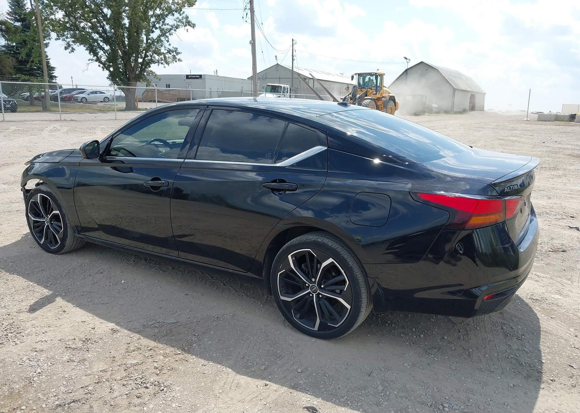 2023 NISSAN ALTIMA SR