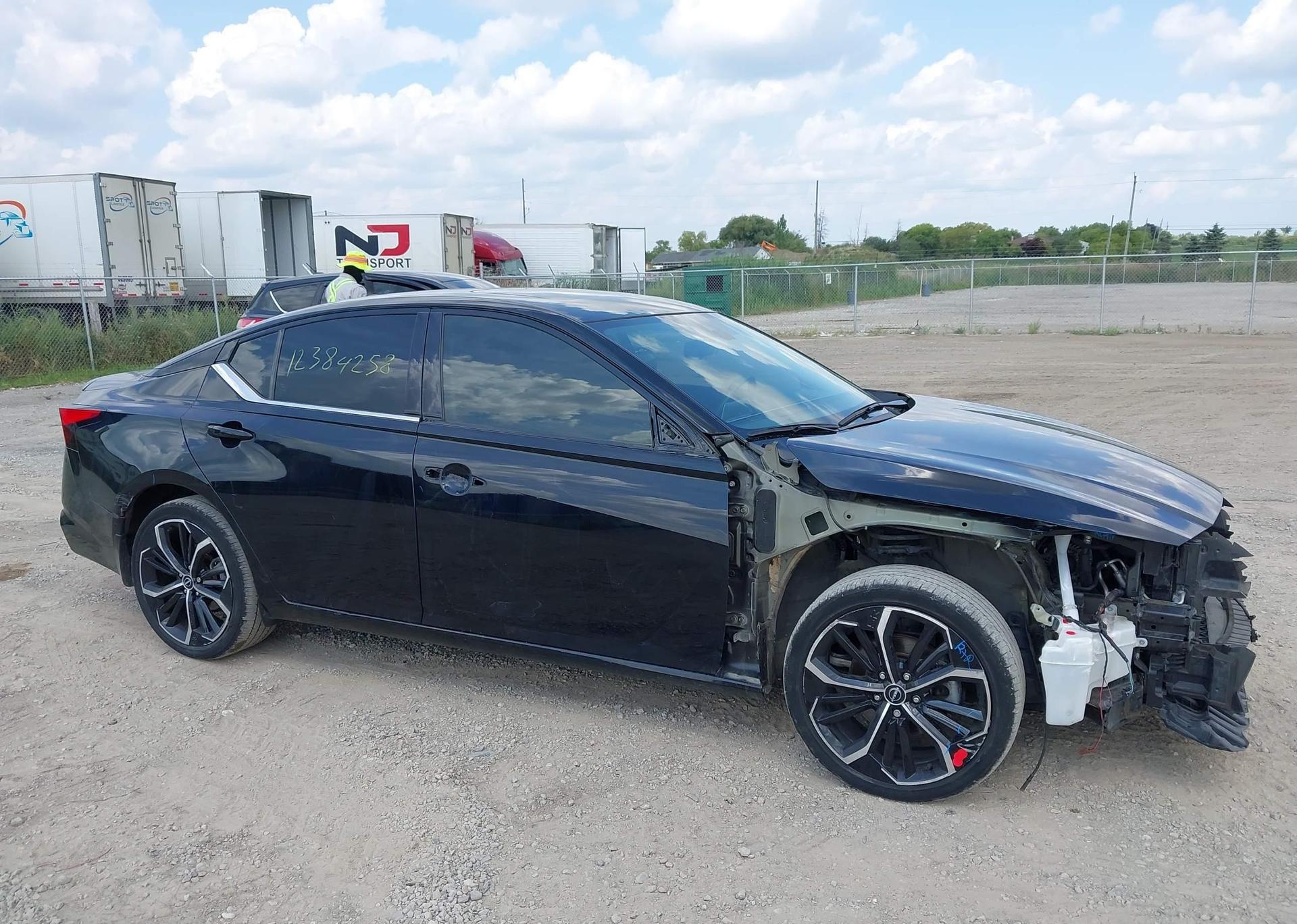 2023 NISSAN ALTIMA SR
