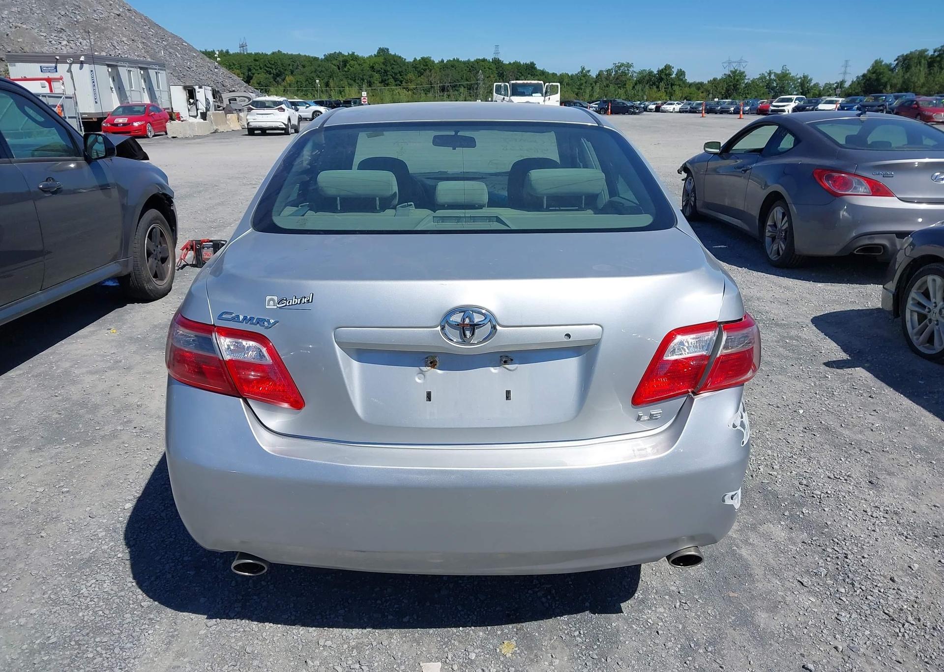 2008 TOYOTA CAMRY LE