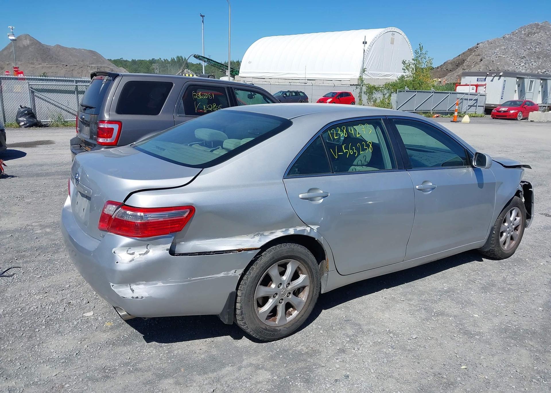 2008 TOYOTA CAMRY LE