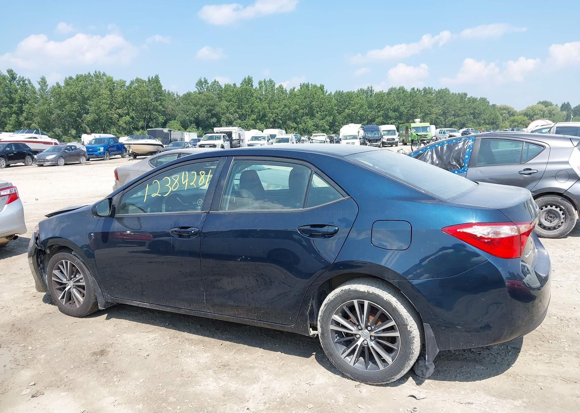 2017 TOYOTA COROLLA LE
