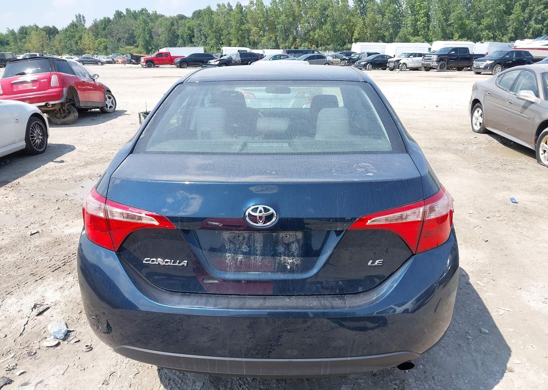 2017 TOYOTA COROLLA LE