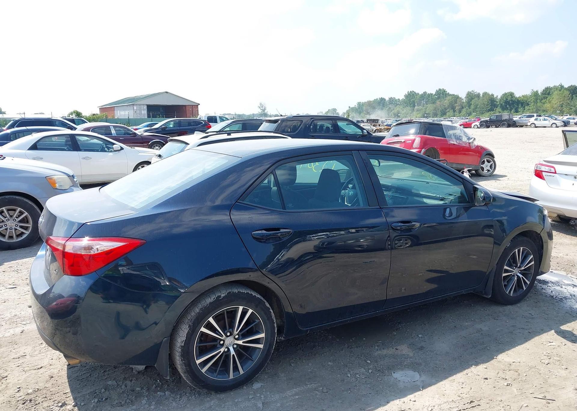 2017 TOYOTA COROLLA LE
