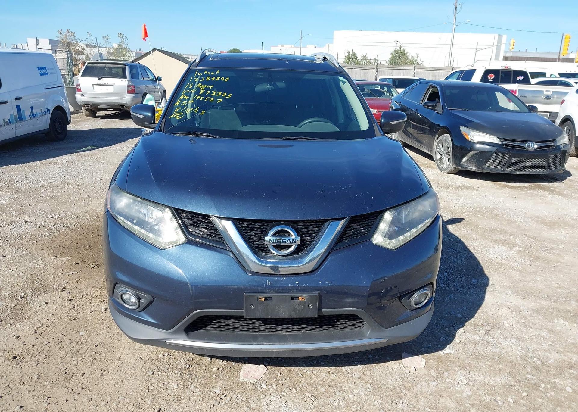 2015 NISSAN ROGUE