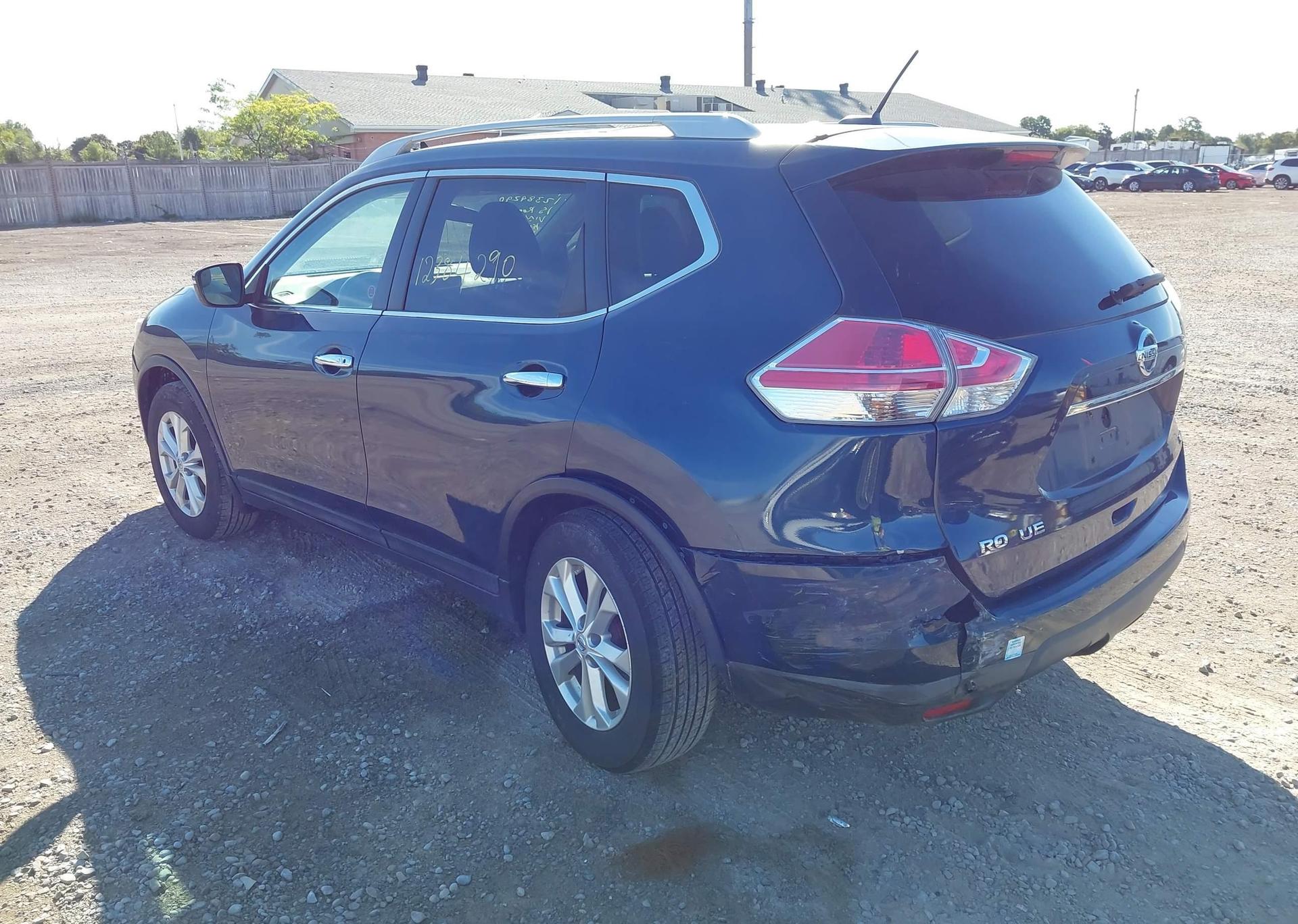 2015 NISSAN ROGUE