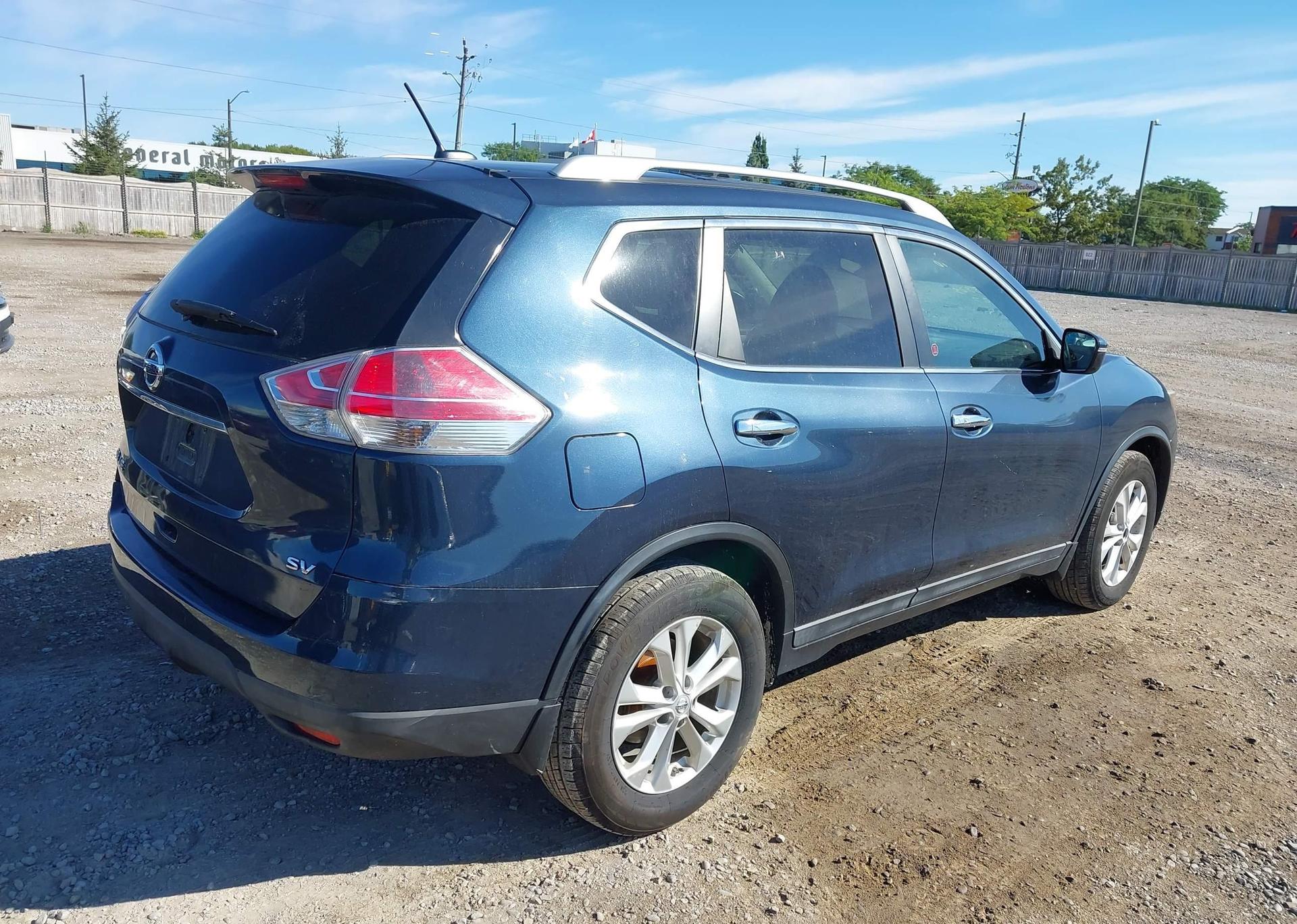2015 NISSAN ROGUE