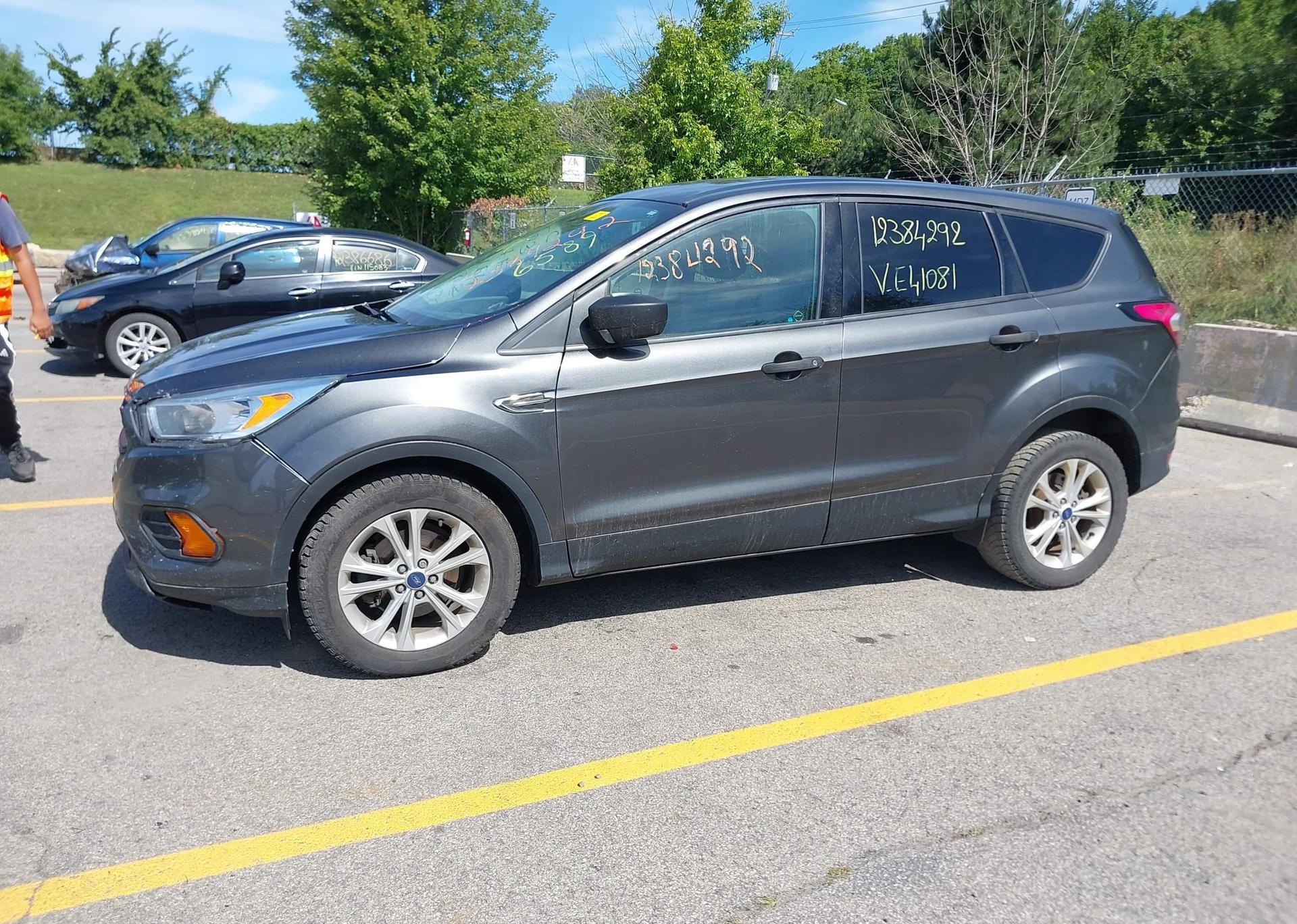 2017 FORD ESCAPE S