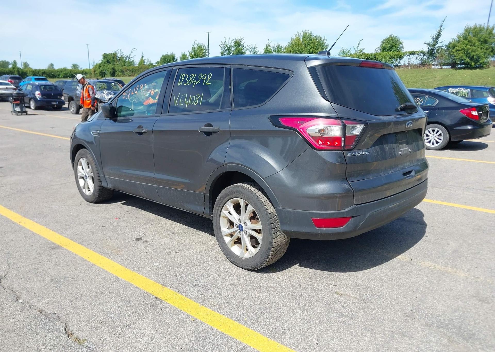 2017 FORD ESCAPE S