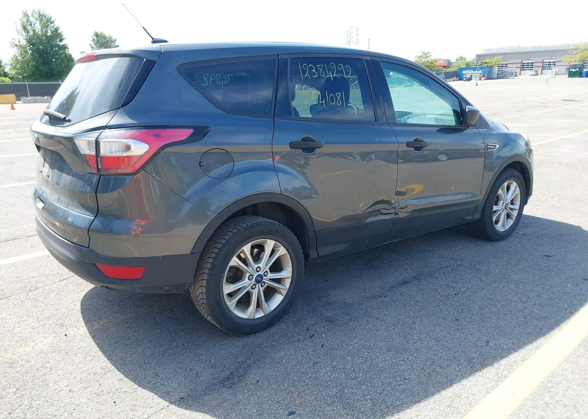 2017 FORD ESCAPE S