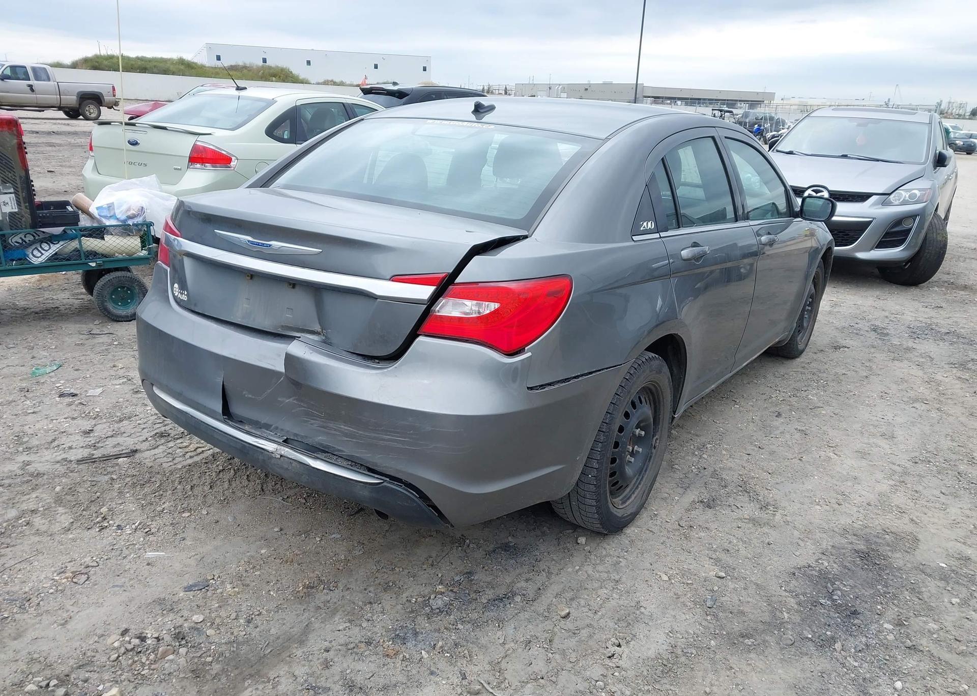 2012 CHRYSLER 200 LX