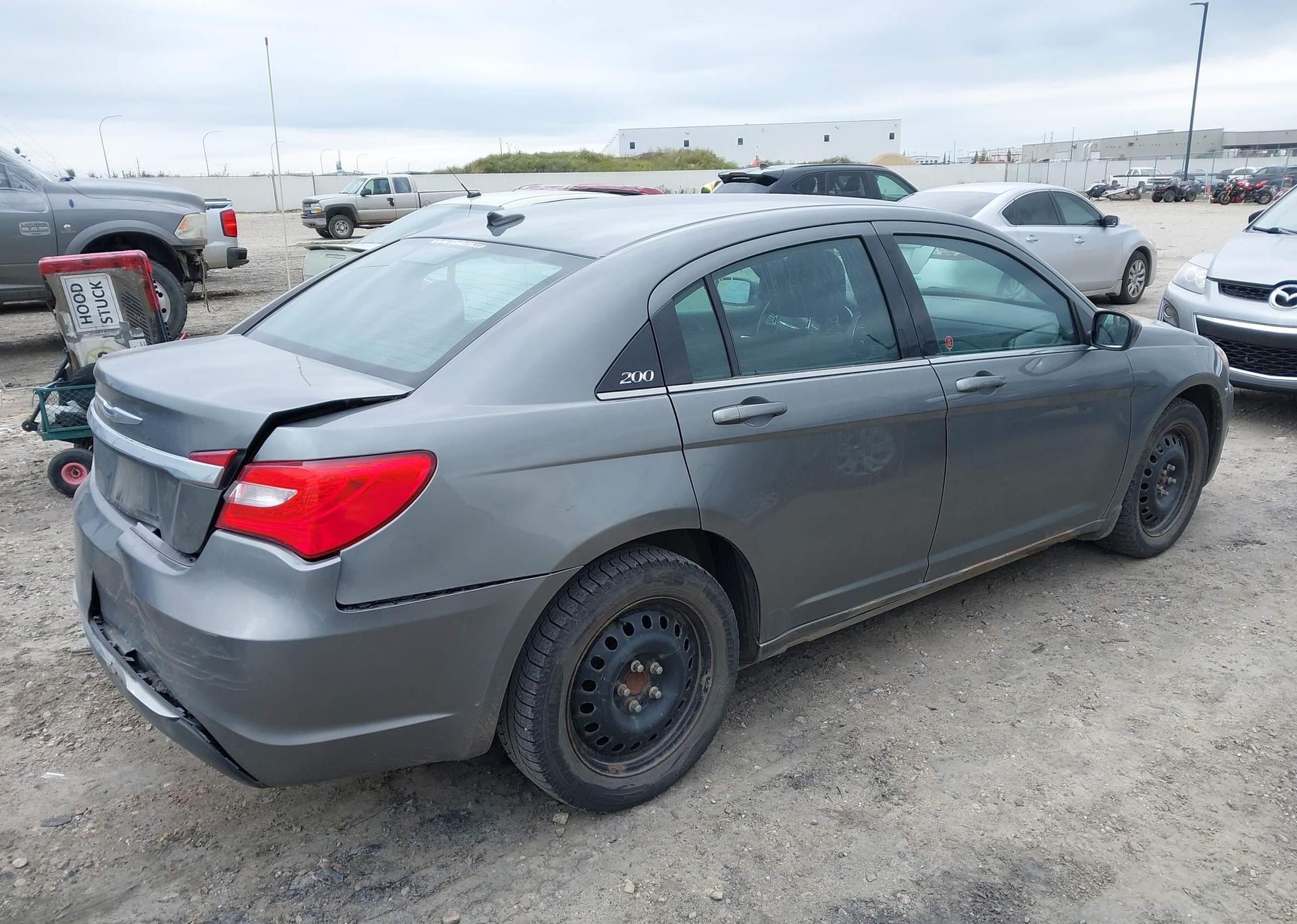 2012 CHRYSLER 200 LX
